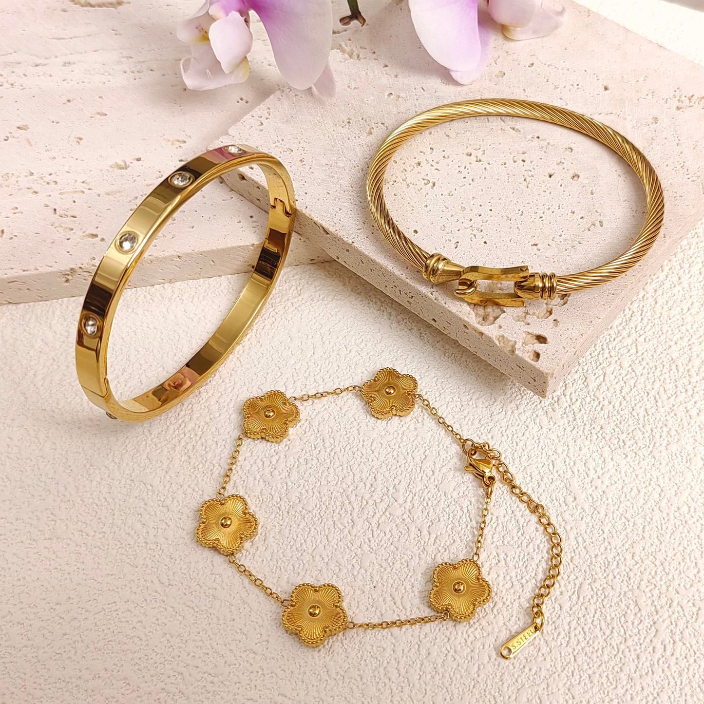 Belt Buckle Bracelets set for Women 3Pcs Stackable Love Bangle 18K Gold Plated Clovers Bracelet Floral Bracelet Set Trendy Gifts for Women