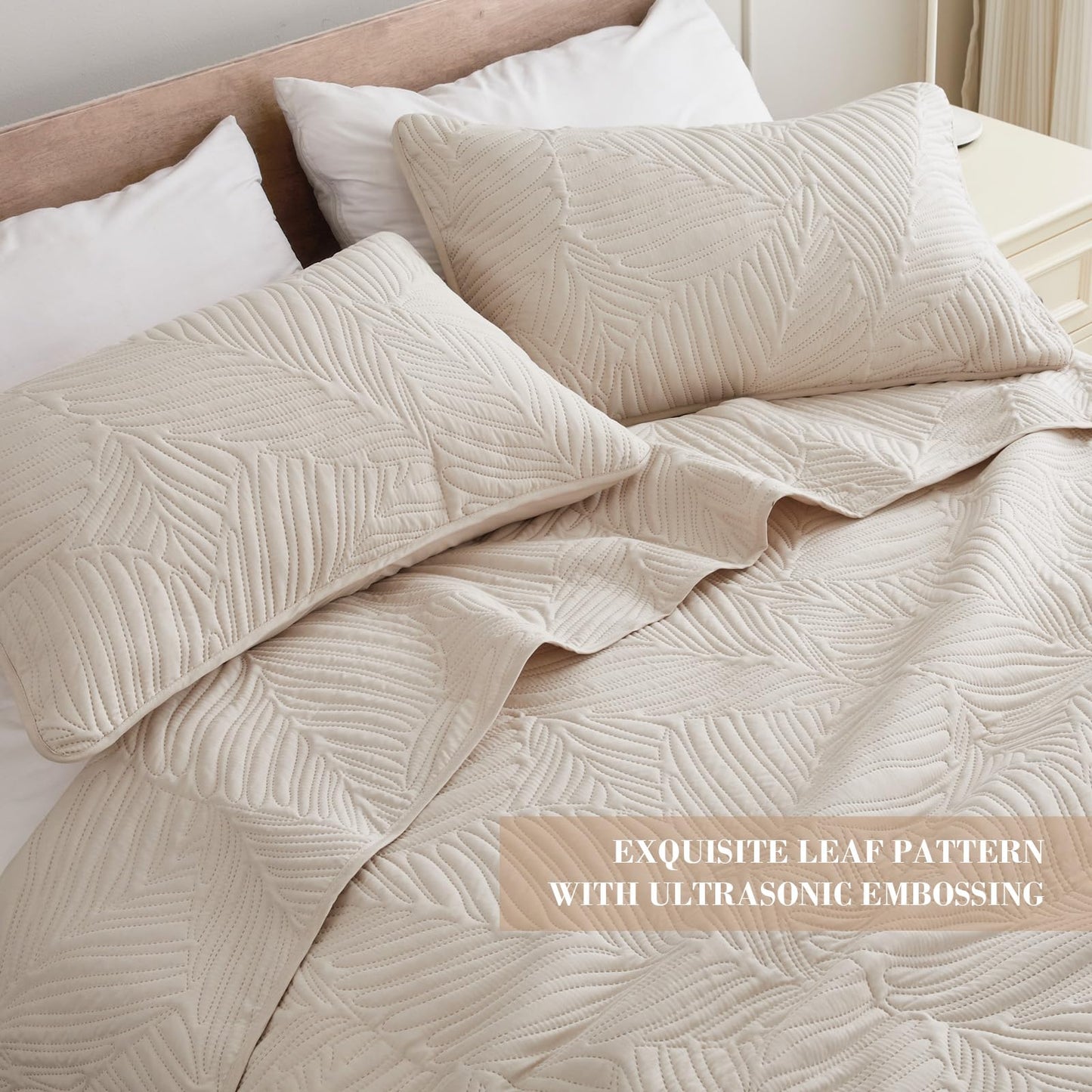 Exclusivo Mezcla King Size Quilt Bedding Set, Lightweight Brich Beige Quilts King Size for All Seasons, Soft Microfiber Bedspreads Coverlets Bed Cover with Leaf Pattern, 3 Piece