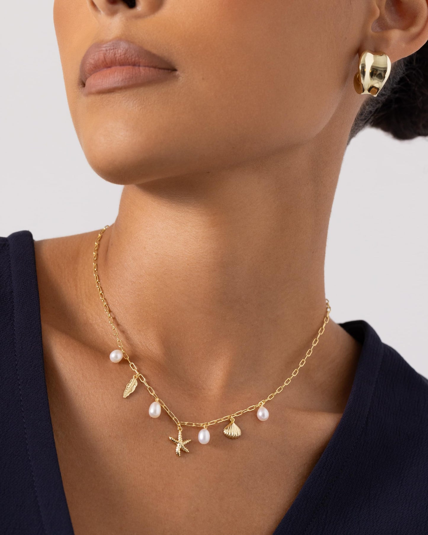 PAVOI 14K Yellow Gold Plated Beach Charm Necklace for Women - Dainty Paperclip Chain Trendy Beachy Multi - Gold Ocean Summer Jewelry with Freshwater Pearl, Sea Shell, Starfish