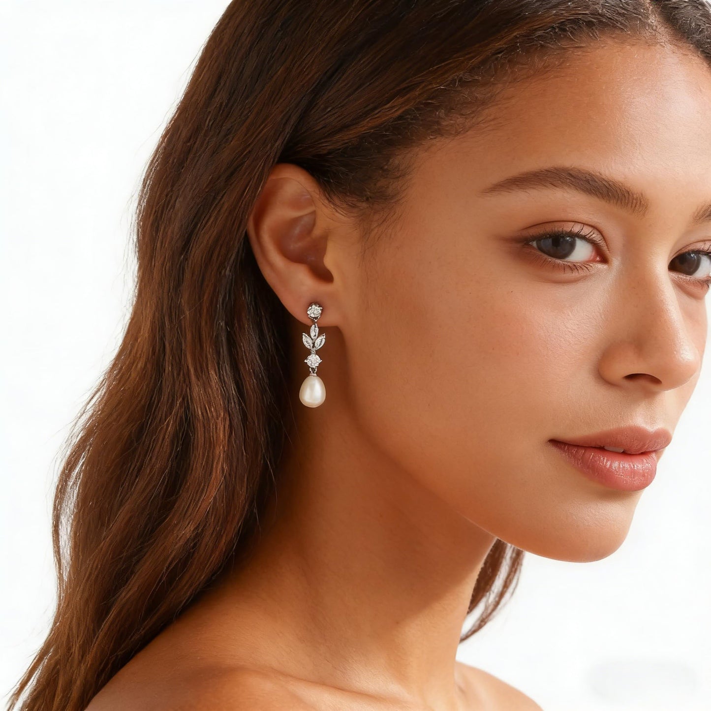 Pearl Earrings for Women Dainty Diamond Pearl Drop Earrings Silver Plated Dangle Earrings for Women Weddings Gifts Bridesmaid Gifts