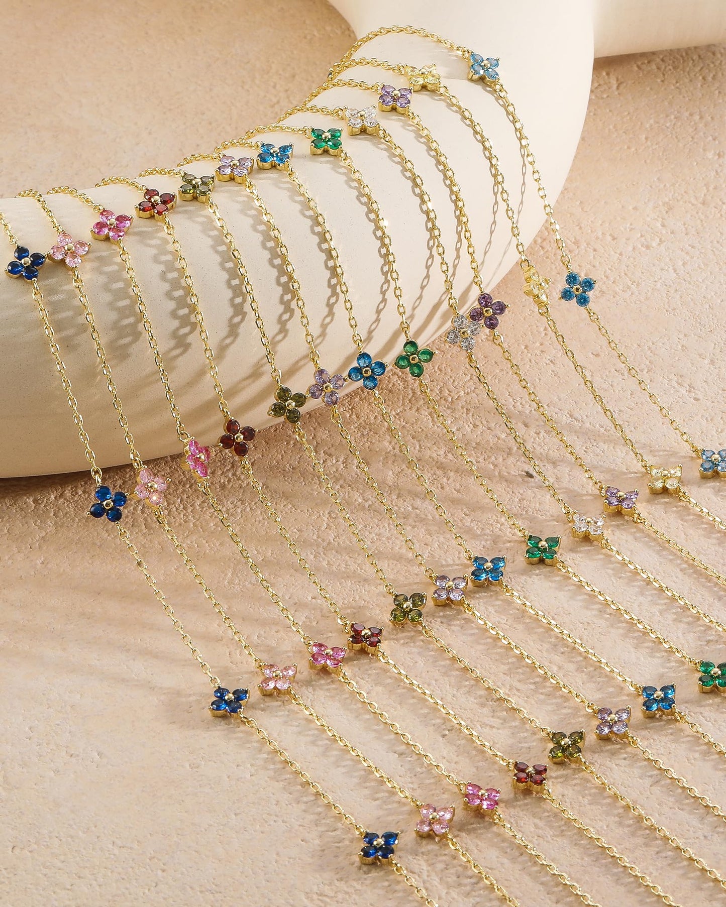 Birthstone Gold Necklace for Women Dainty Non Tarnish 14K Gold Plated Diamond Choker Necklaces Clover Emerald Green Cubic Zirconia Necklace Birthday Valentine's Day Gifts Womens Prom Gold Jewelry
