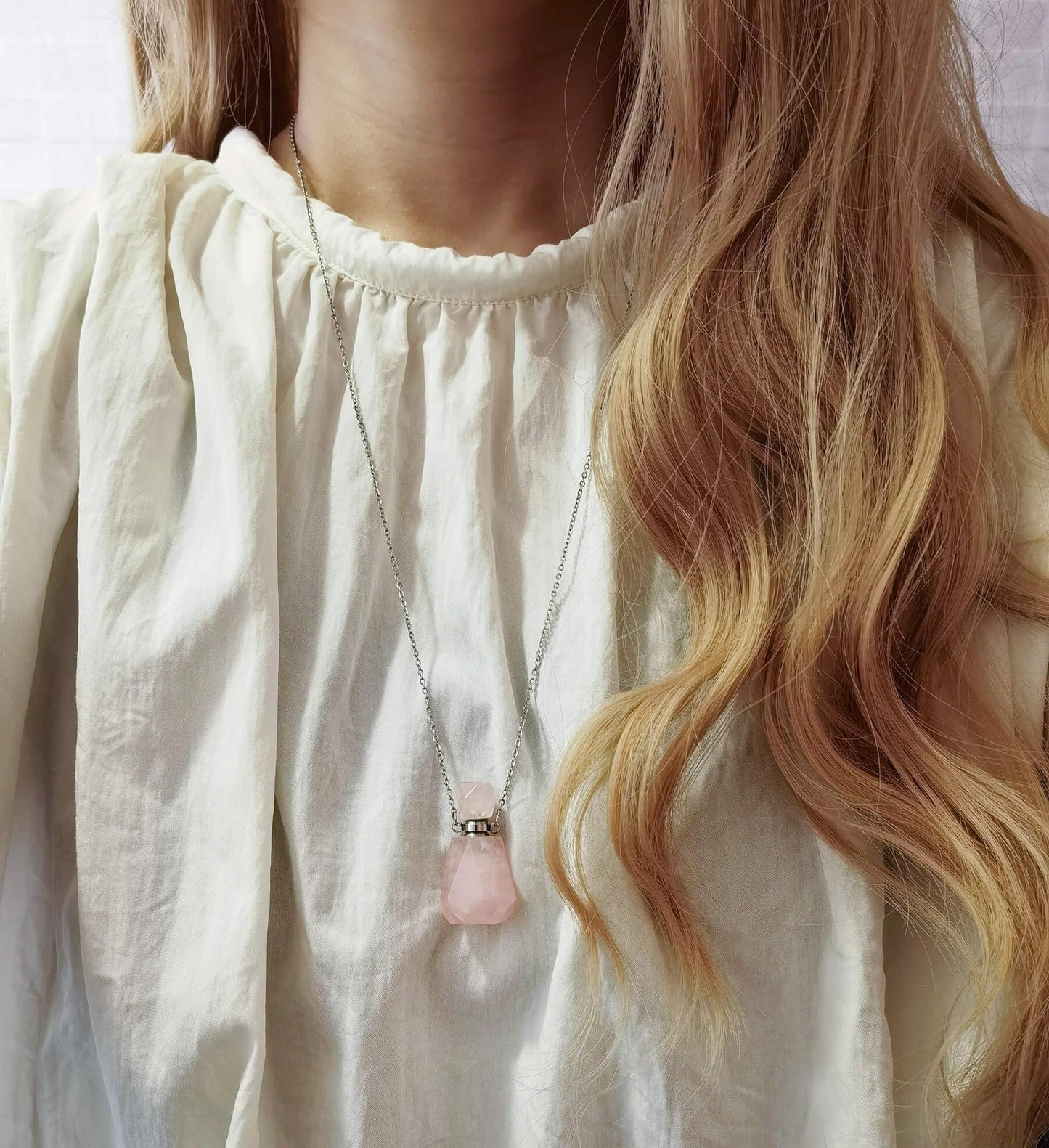 Rose Quartz Necklace, Rose Quartz Necklace, Rose Quartz Crystal Perfume Bottle Necklace with Stainless Steel Chain, Vintage Vial for Essential OilRose Quartz Crystal Perfume Bottle Necklace with Stainless Steel Chain
