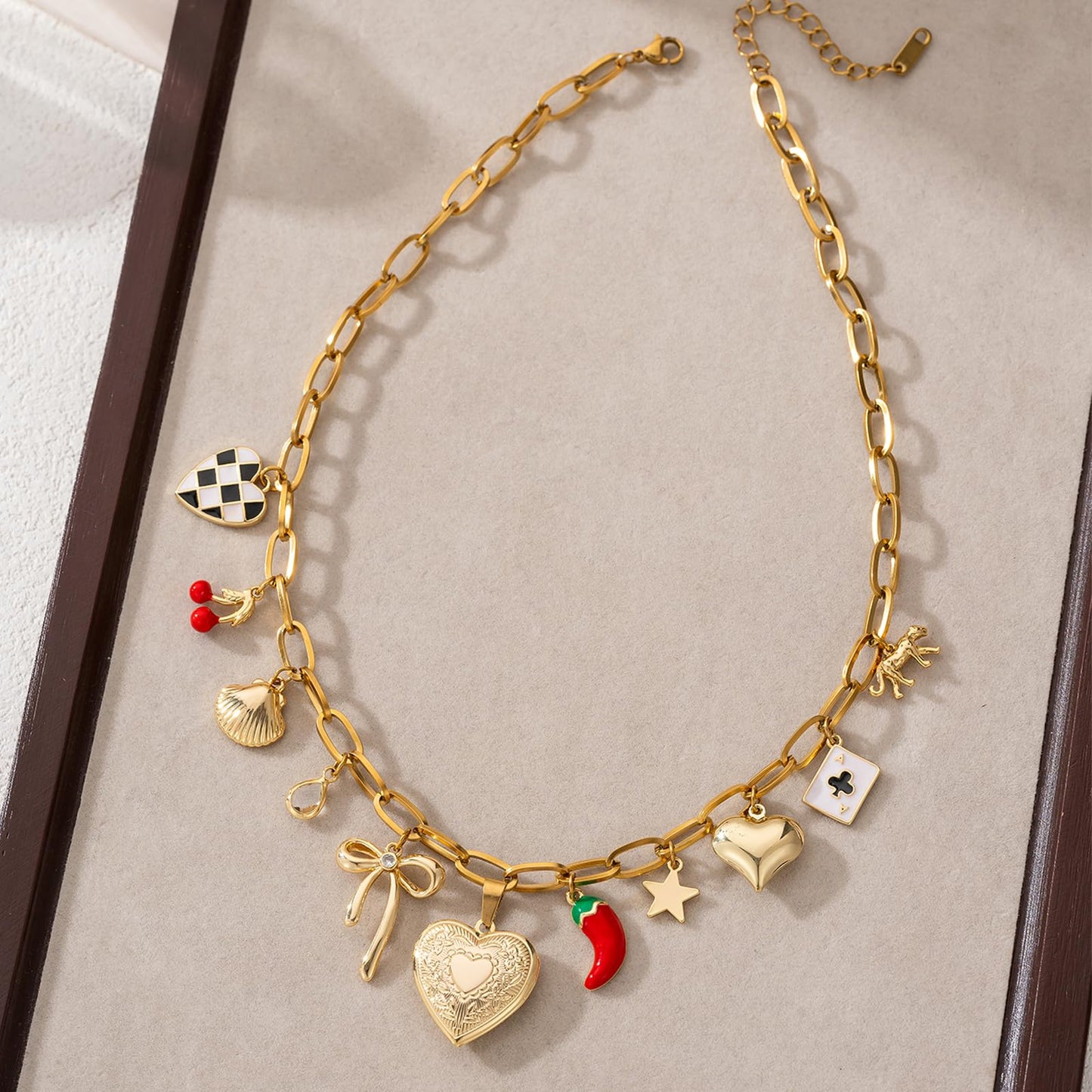 Trendy Stainless Steel Gold Plated Charm Necklace with Heart Pearl Pepper Conch Ceramic Pendant Necklace for Women Collares Chokers Jewelry (Heart)