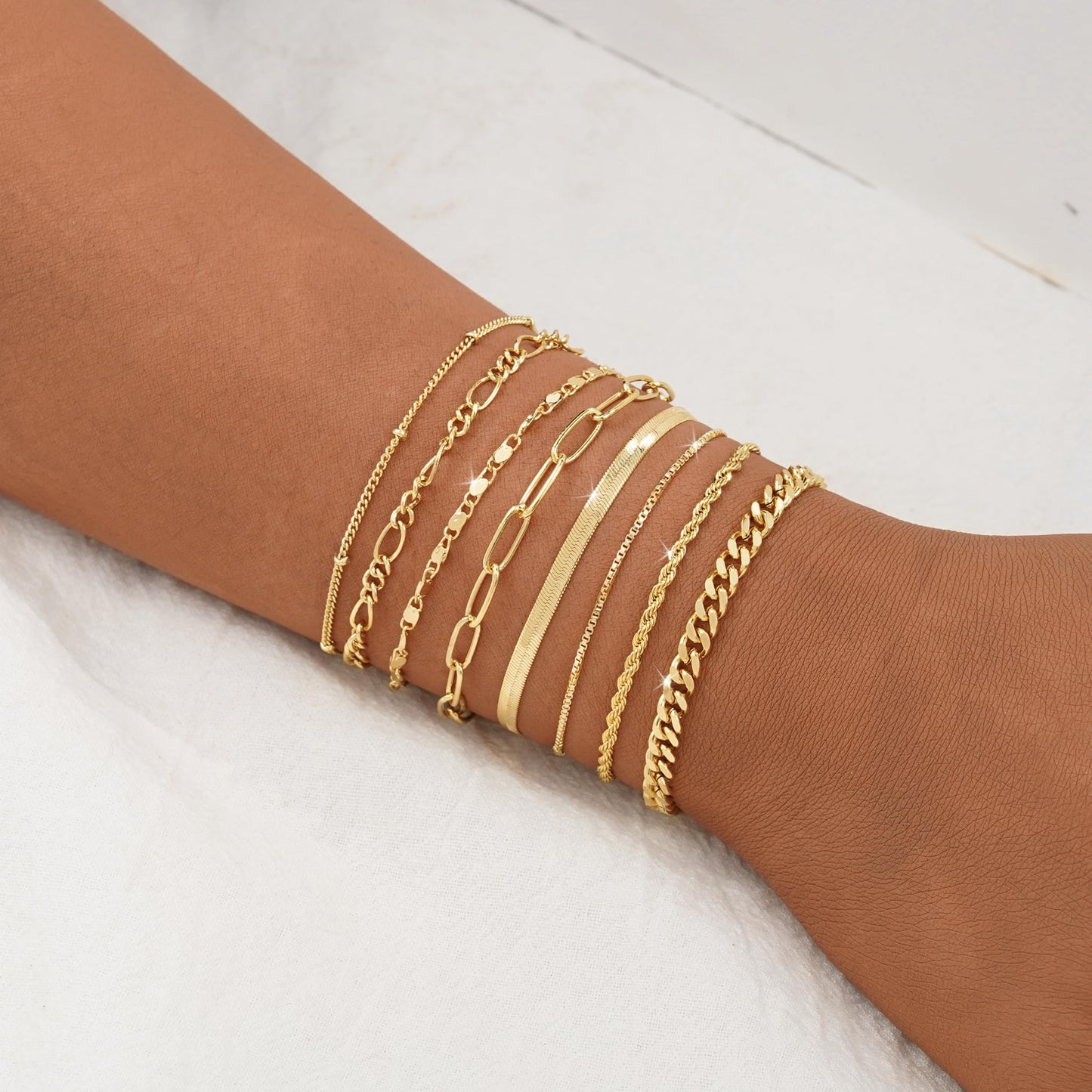 BERISO Gold Bracelets for Women, Elegant Adjustable 14K Gold Plated Bracelet for Women, Trendy Minimalist Dainty Gold Bracelet for Everyday Wear