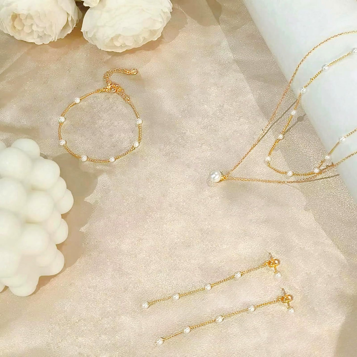 Zeffy Gold Jewelry Set for Women Dainty 14K Gold Plated Pearl Necklace and Earring Set Pearl Drop Earrings Pearls Bracelets Wedding Pearls Jewelry for Brides 4pcs