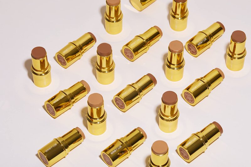 Winky Lux Bronze Age Bronzer Stick – Cream Bronzer & Contour with Hydrating, Blendable, Buildable Coverage for Flawless, Smooth Skin, Infused with Vitamin E, Sun Goddess