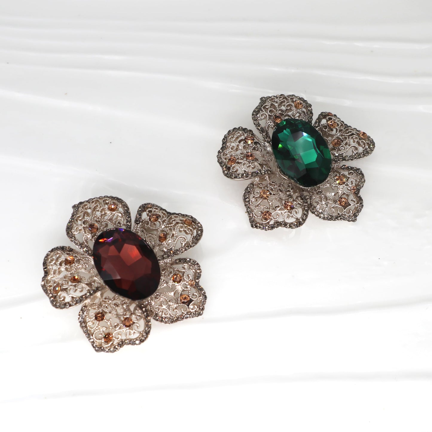 AUGTIGER Purple Flower Brooch Pins for Women Fashion Statement Jewelry