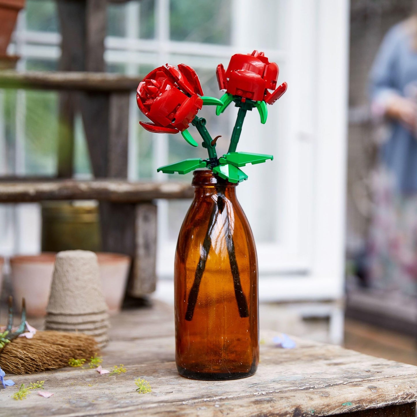 LEGO Roses - Building Toy for Kids, Girls & Boys, Ages 8+ - Artificial, Fake Roses for Home Decor & Display - Gift Idea for Plant & Flower Lovers - 40460
