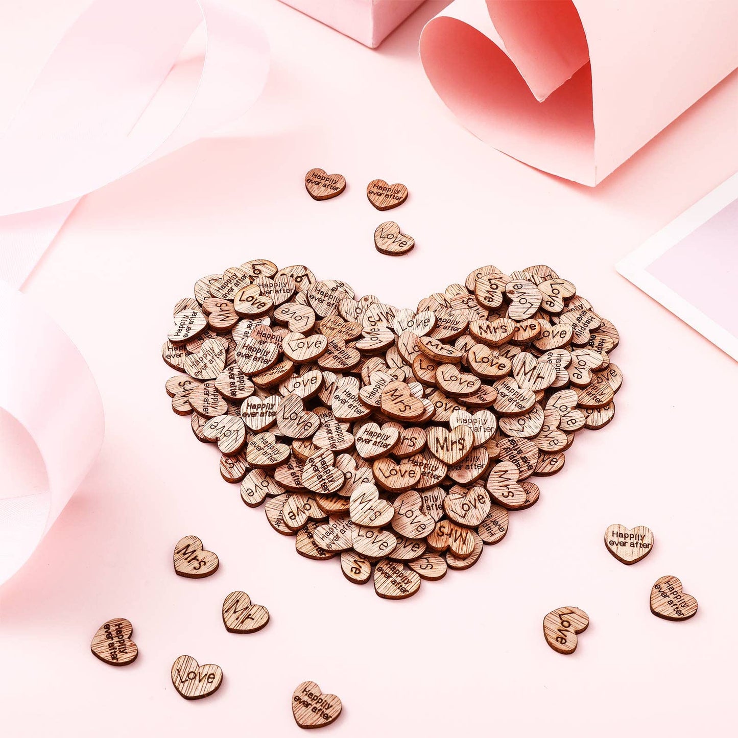 Blulu 1000 Pcs Small Wooden Heart Confetti for Craft Rustic Wedding Table Love Heart Centerpieces Decorations Mr Mrs Love Cake Decoration Gift for DIY Wedding Party Table Cake(Romantic Style)