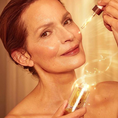 Charlotte Tilbury Collagen Superfusion Face Oil - Skin-Nourishing Collagen Facial Oil for a Glowing, Plump & Healthier-Looking Complexion - Enriched with Essential & Superfood Oils (30ml)