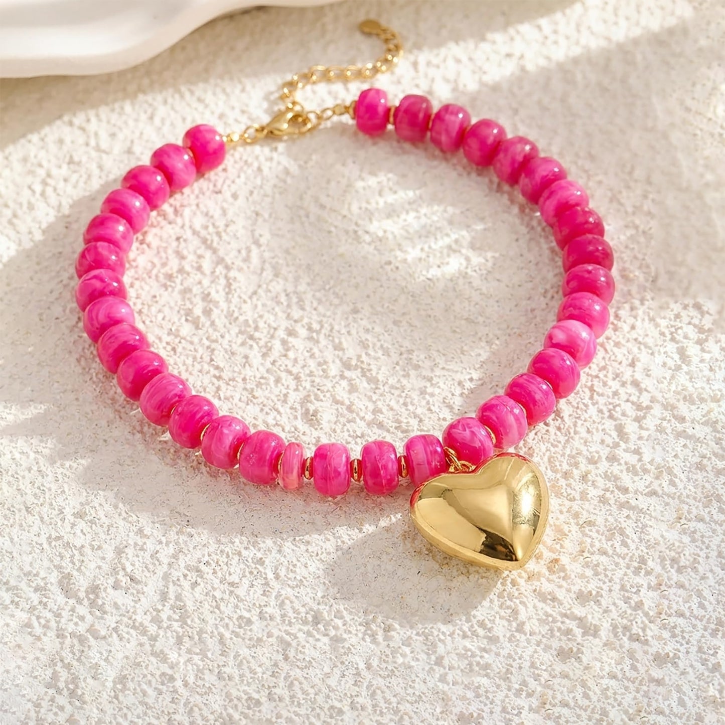 ENSKEFEN Chunky Necklaces for Women Rose Red Resin Beaded Choker Necklace Big Gold Puffy Heart Pendant Necklace Trendy Statement Necklace Jewelry