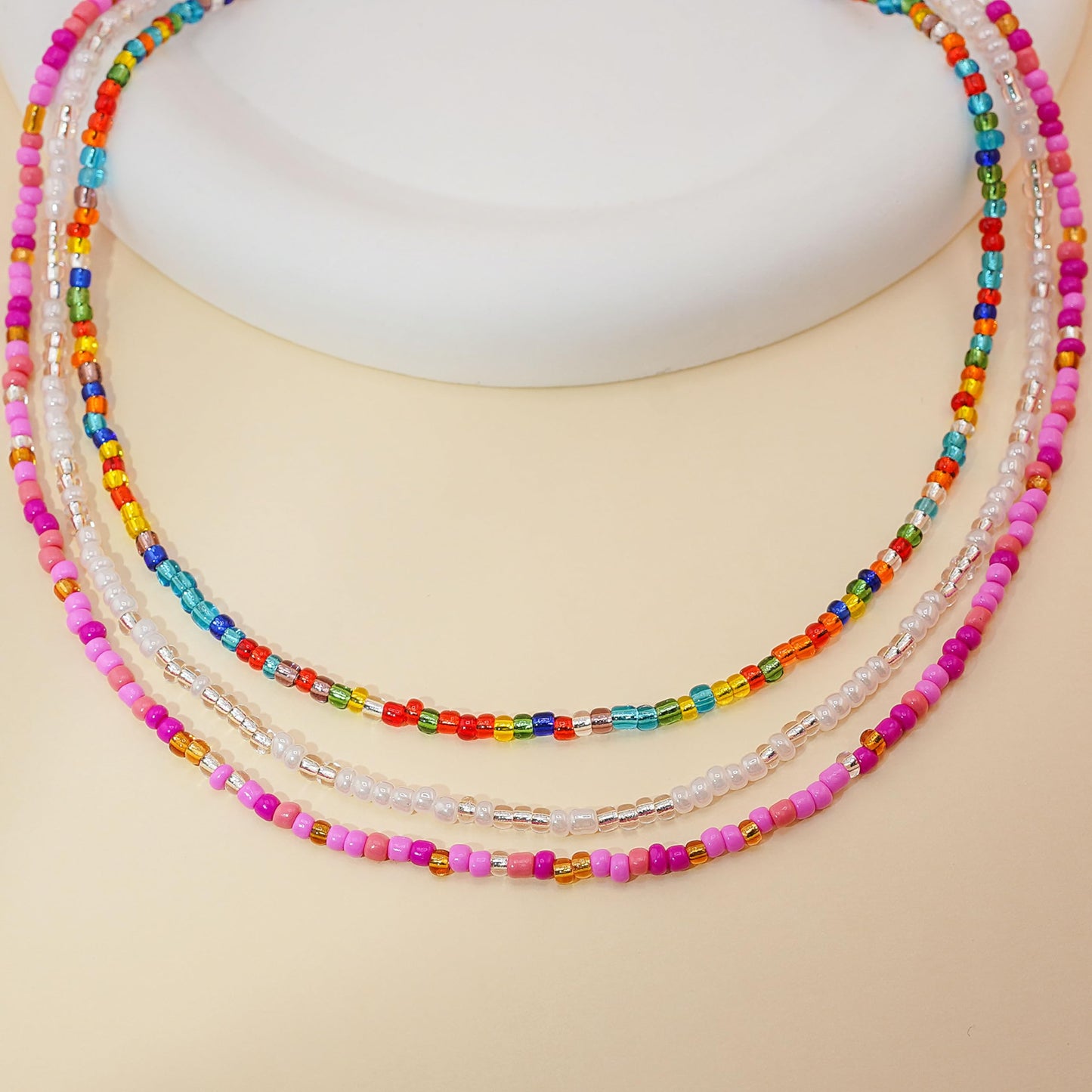 Lameybrt Cowrie Shell Surfer Necklaces, Hawaiian Beach Handmade Choker Set for Women, White Rice Bead with Black Accents, Bohemian Summer Seashell Choker 2 Piece Set, Perfect for Summer Beach Vacation, Birthday, Mother’s Day & Holiday Gifts (R06 Rainbow)