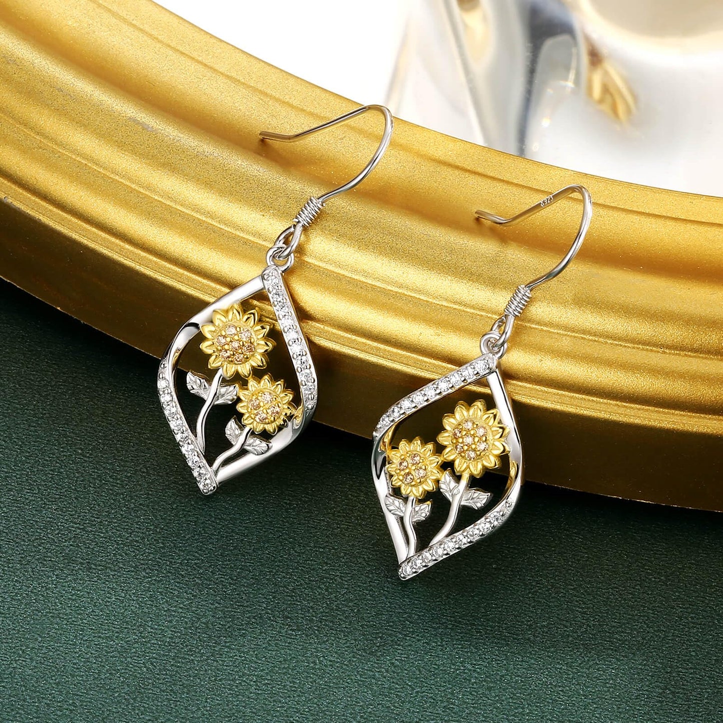 oGoodsunj Sunflower Necklace Jewelry Set fo Women Sterling Silver Anklet Bracelet Earrings You Are My Sunshine Pendant Gifts for Mom Daughter Wife (Dangle Earring)