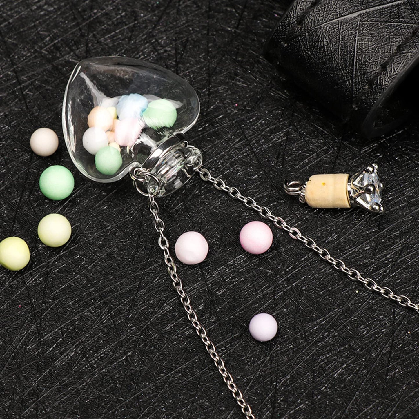 Essential Oil Diffuser Perfumes Bottle Pendant Necklace Jewelry Clear Tear Drop Vial Essential Oil Pendant Necklace Bottle Necklaces for Women