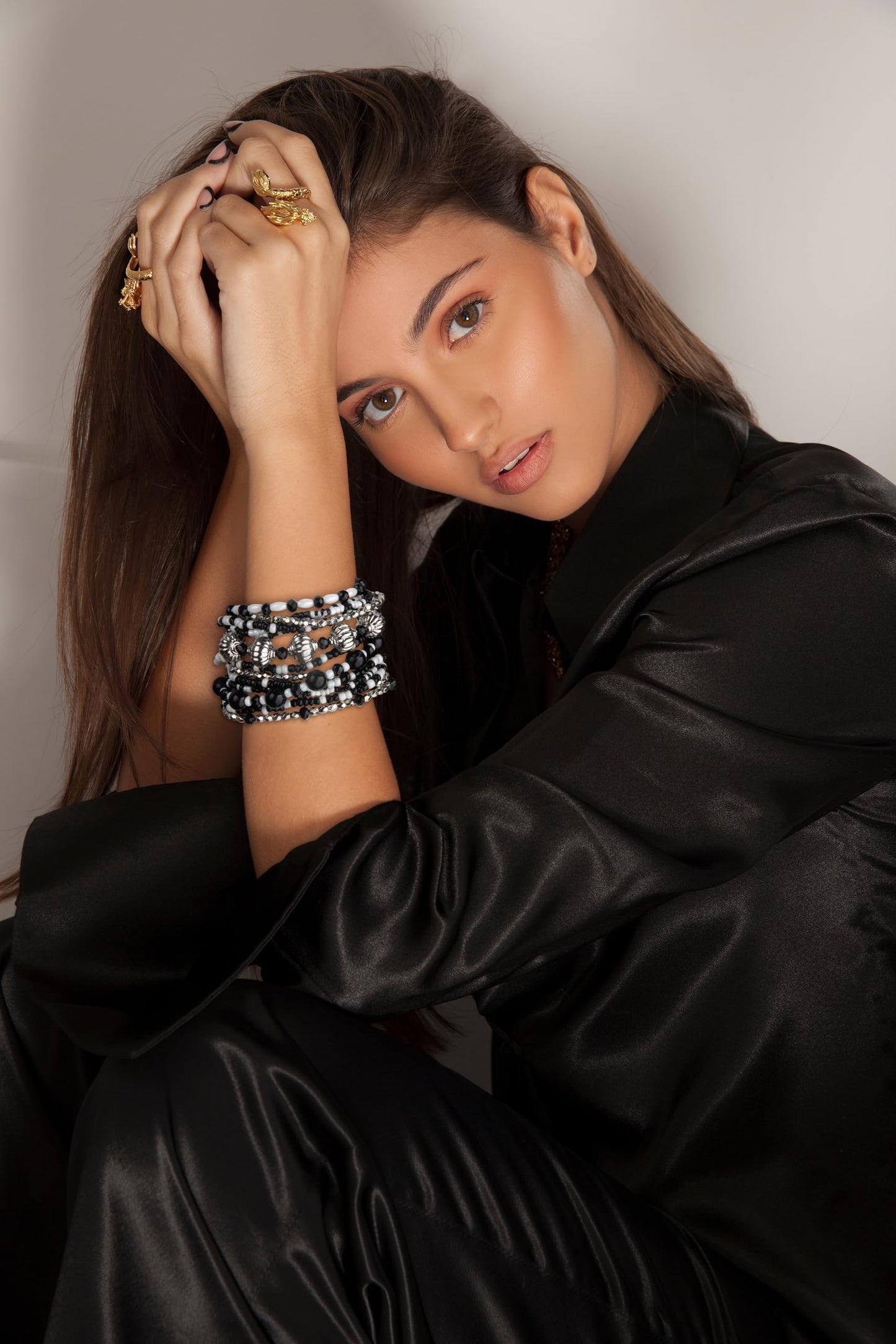 SPUNKYsoul stretch bracelet (White, Black & Silver)