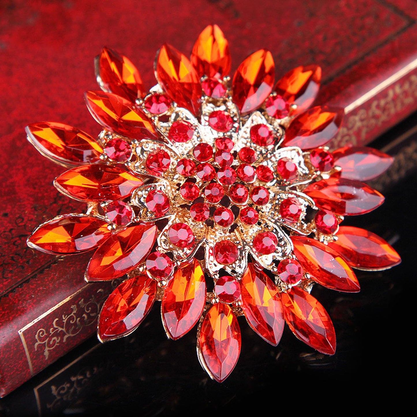 Rhinestone Large Flower Brooches Pins for Women Fashion Sparkly Crystal Sunflower Statement Brooch Wedding Party Suit Dress Formal Jewelry Accessories (red)
