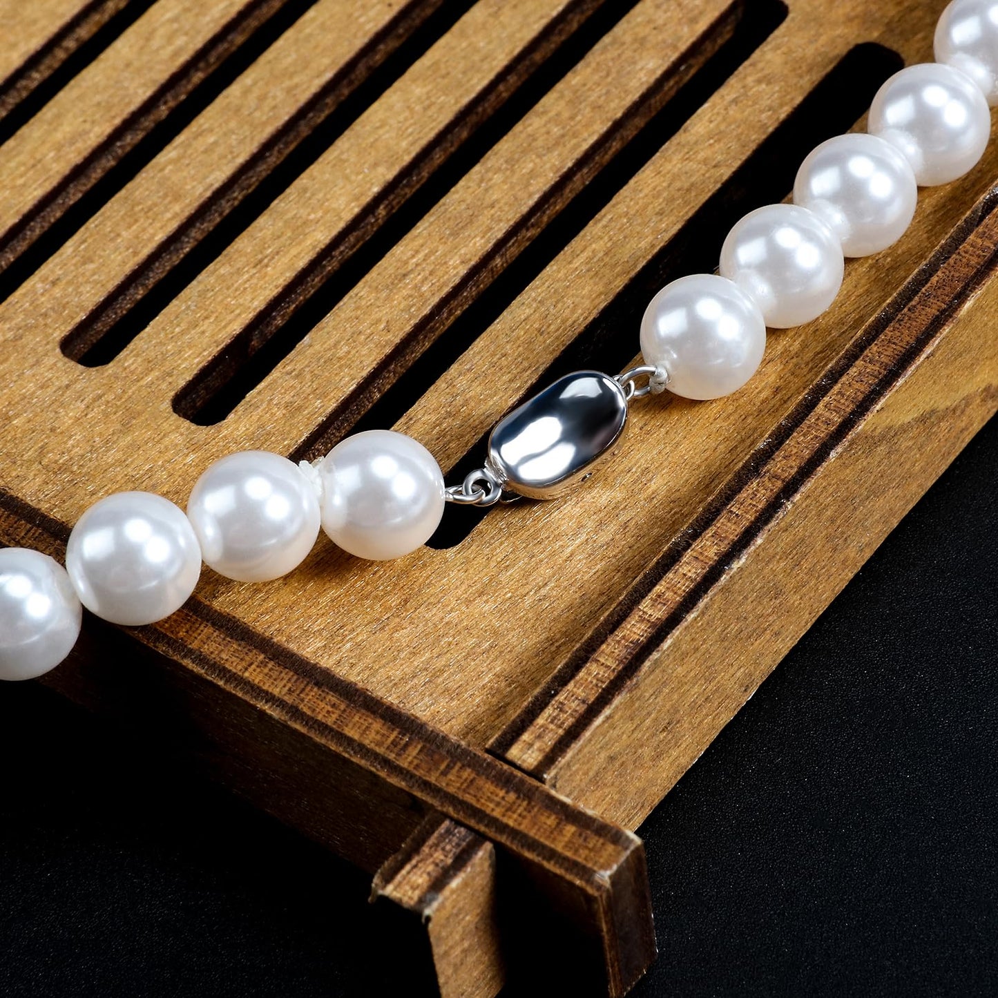 Myshiwu Round White Simulated Faux Pearl Necklace Strand Pearl Choker Necklaces for Women Trendy Jewelry Gift (8 MM)