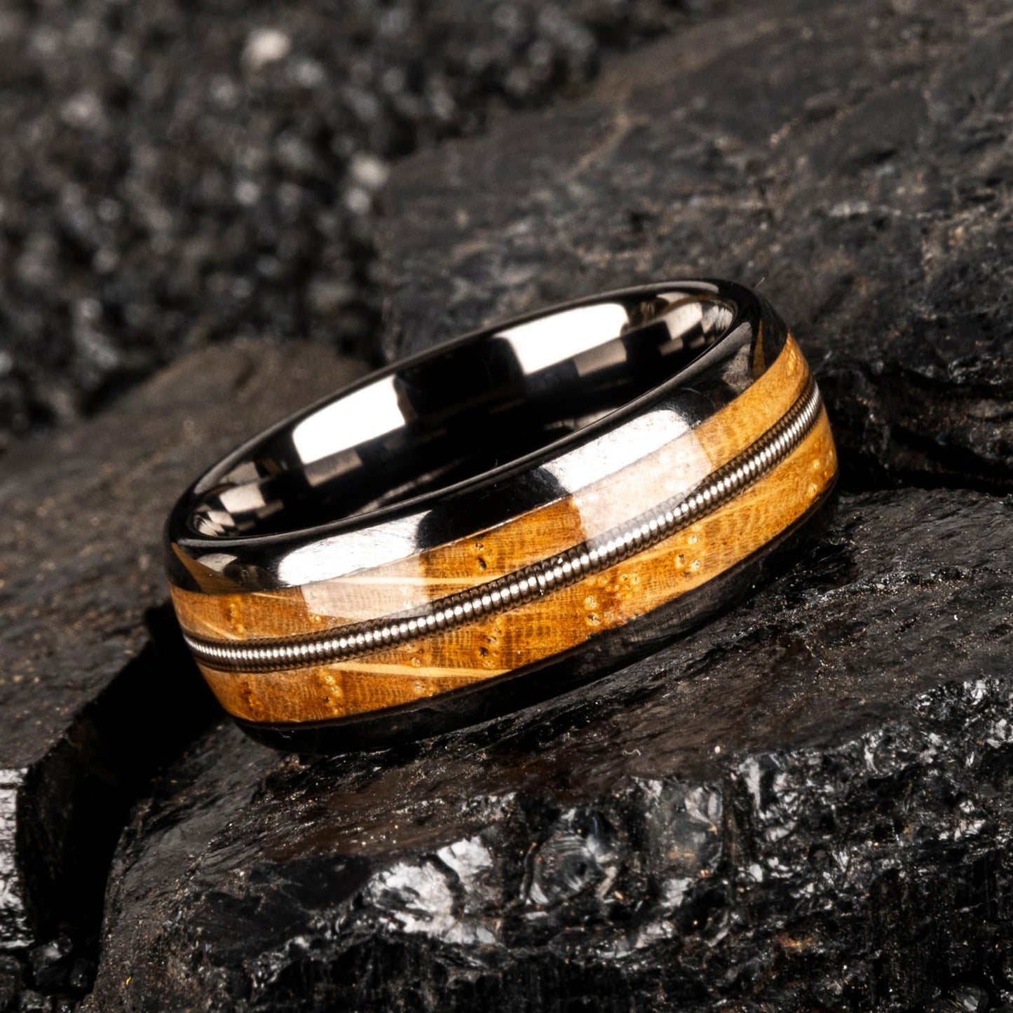 JEWPER 8mm Men Womens Wedding Band Tungsten Rings dark gun black Fashion Promise Carbide Inlaid Guitar Strings whiskey barrel wood Matte Finish Edge Comfort Fit Size(9)