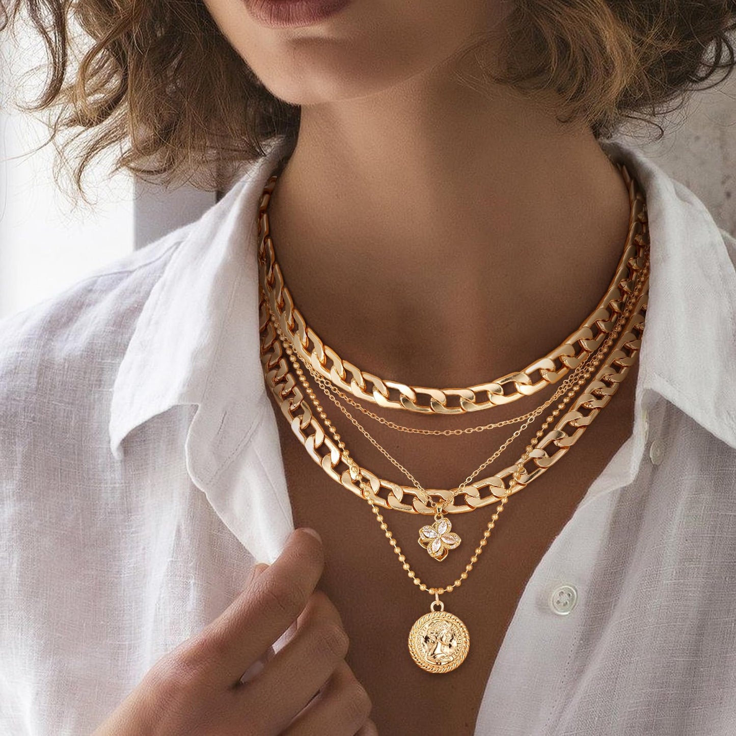 MJartoria Gold Layered Necklaces for Women Trendy Retro Coin Pendant Necklace Dainty Chunky Chain Choker Necklaces for Jewelry Birthday Gifts (Gold, A-Z-Rotatable Clover+Rhinestone-5 in 1 Layered)