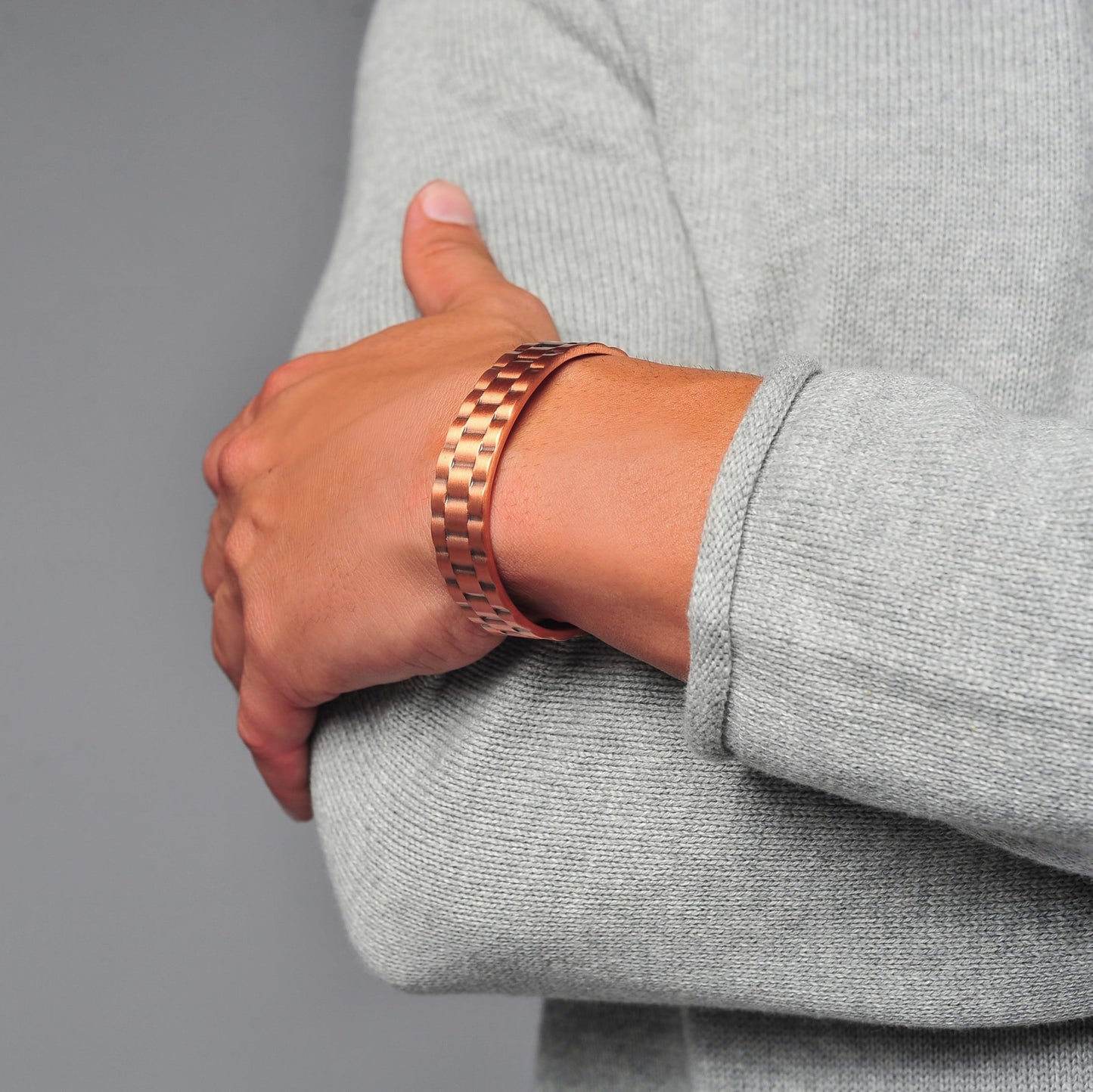 Earth Therapy Black & Bronze Gear Style Copper Cuff Bracelets with Ultra Strength Magnets - Unisex - Adjustable