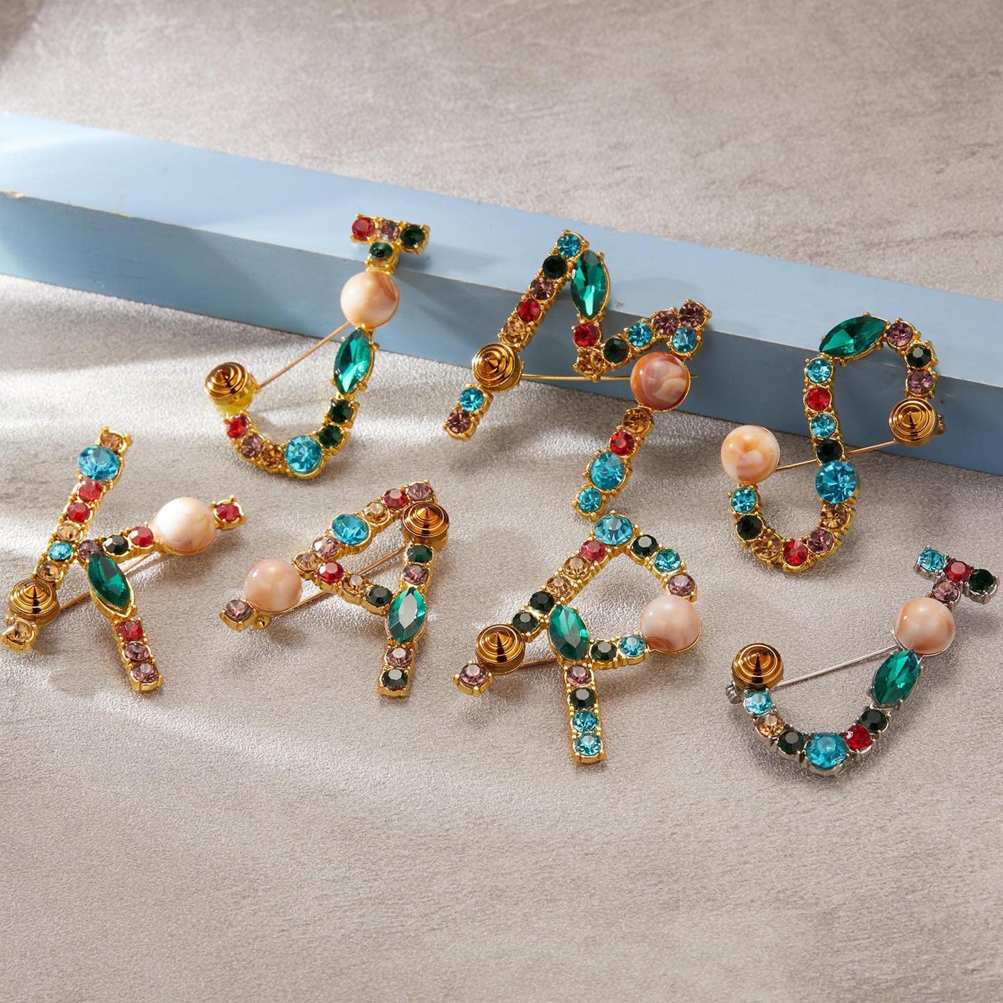 RINHOO Pearl Initial Brooch Pin Crystal A-Z 26 Alphabet Letters Brooch Colorful Enamel Breastpin Pin Jewelry for women Gifts (Gold-K)