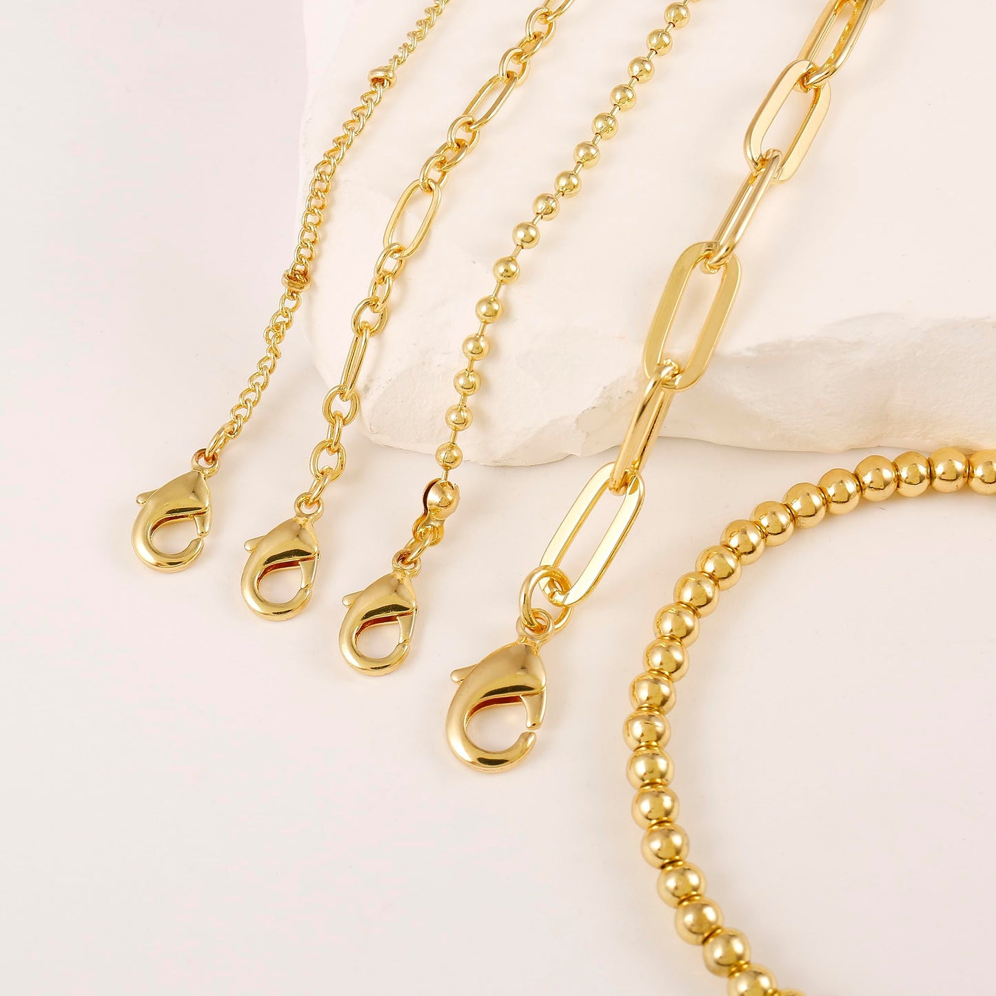 Waterproof Gold Bracelet Stack for Women Non Tarnish,Stainless Steel 14K Gold Plated Dainty Bracelets Layered Paper Clip Bracelet Chain Bracelet for Women Jewelry
