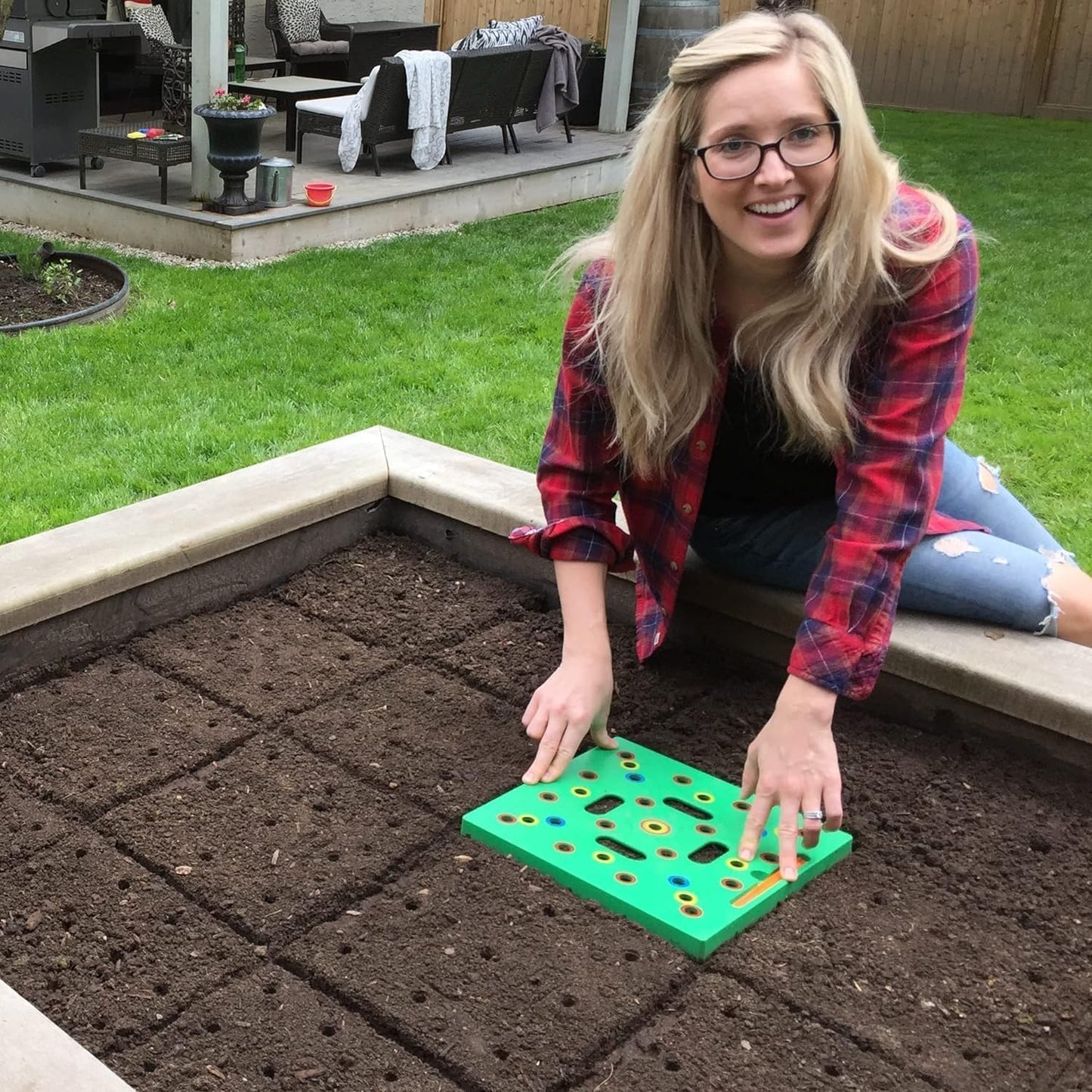 Seeding Square - Patented Seed and Seedling Spacer Tool for Bigger Harvests, Organized Plants & Fewer Weeds â Color-Coded Gardening Template with Dibber, Seed Spoon, Ruler & Planting Guide