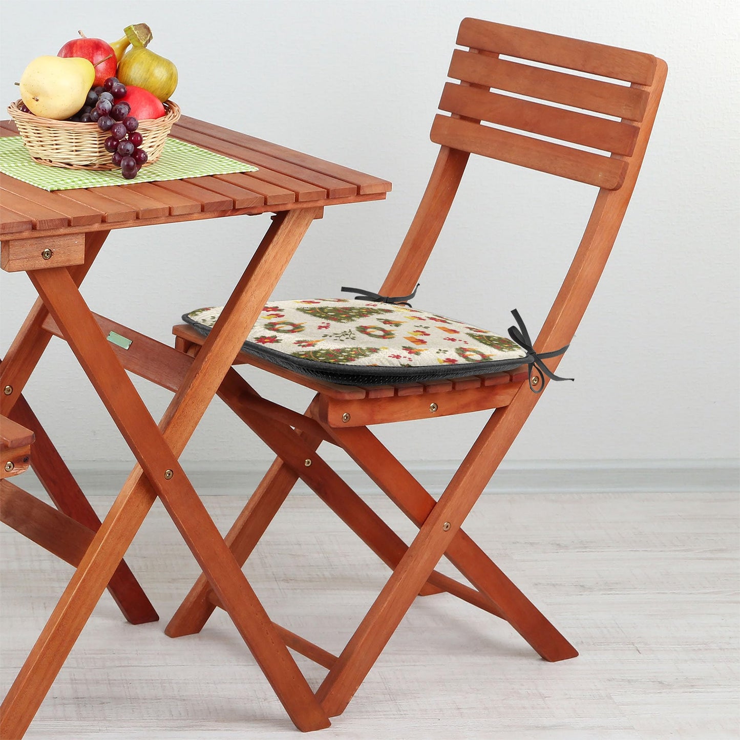 Ambesonne Christmas Chair Seating Cushion Set of 4, New Zealand Poinsettia Flower Xmas Trees Gift Boxes Art Culture Pattern, Anti-Slip Seat Padding for Kitchen & Patio, 16"x16", Olive Green Yellow