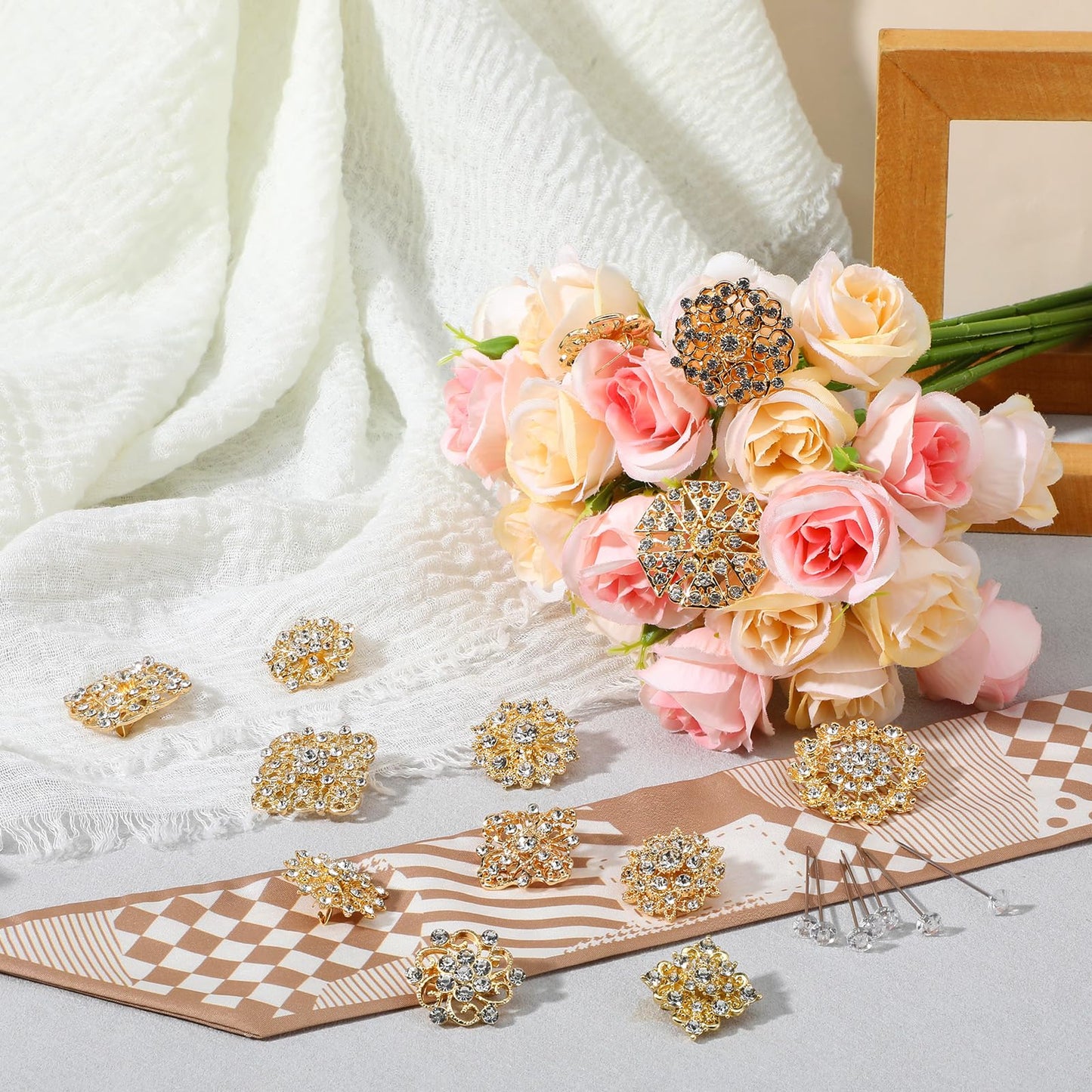 Gold Bouquet Pins Set, 36 PCS Rhinestone Flower Brooches & 100 PCS Crystal Stick Pins for Wedding Bouquet, Corsage, Boutonniere, DIY Craft Embellishments, Wedding Decor Supplies