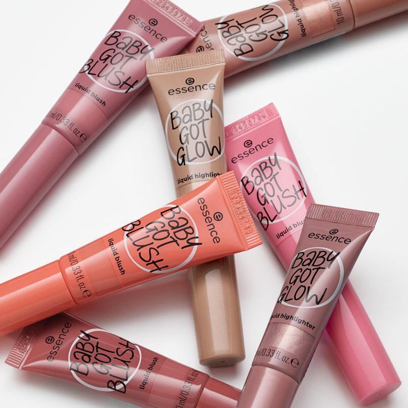 essence | Baby Got Blush Liquid Blush | Lightweight, Blendable & Buildable with Sponge Applicator for Natural Radiance | Vegan & Cruelty Free