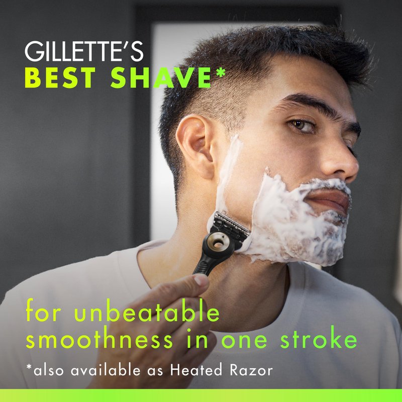 GilletteLabs With Exfoliating Bar Shaving Razor For Men, 1 Handle, 3 Blade Refills, Includes Travel Case for Convenient Storage On The Go