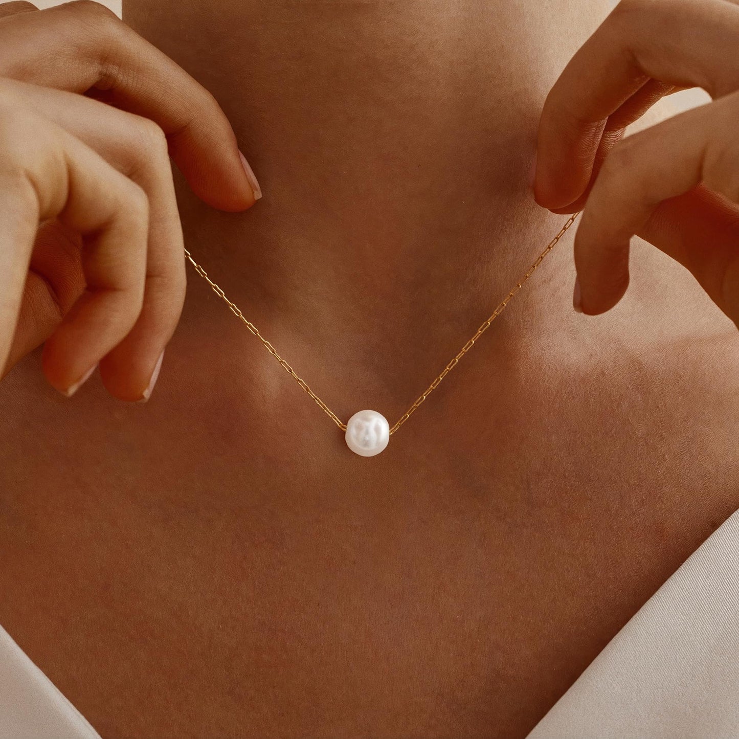 Fimhut Gold Pearl Necklaces for Women Trendy,Fashion Accessory 18K Gold Plated Dainty Necklace Simple Layered Pearl Necklaces for Women Trendy Wedding Birthday Jewelry