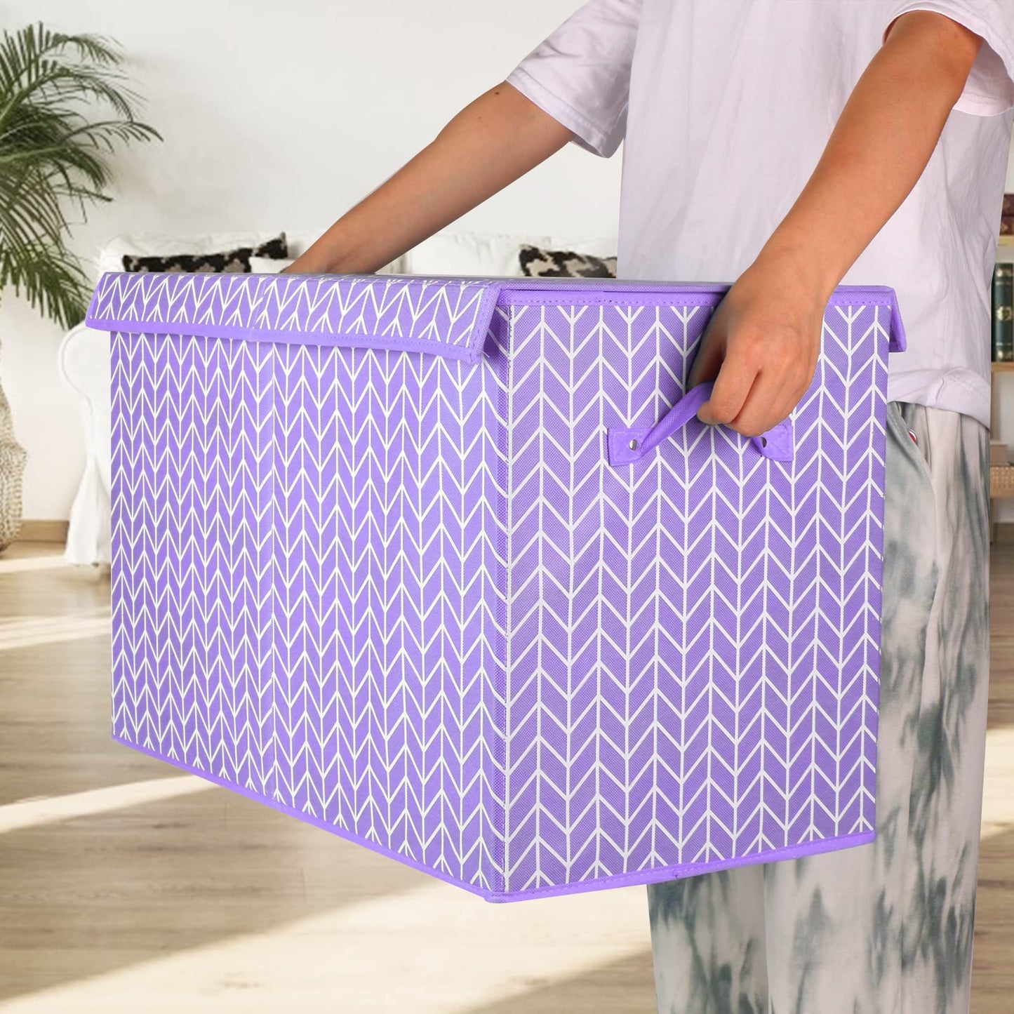 Mayniu Large Toy Box Chest with Flip Lid, Toy Storage Organizers Bin Boxes Basket with Sturdy Handles for Boys, Girls, Kids, Nursery, Playroom, Living Room, Bedroom, (Purple)