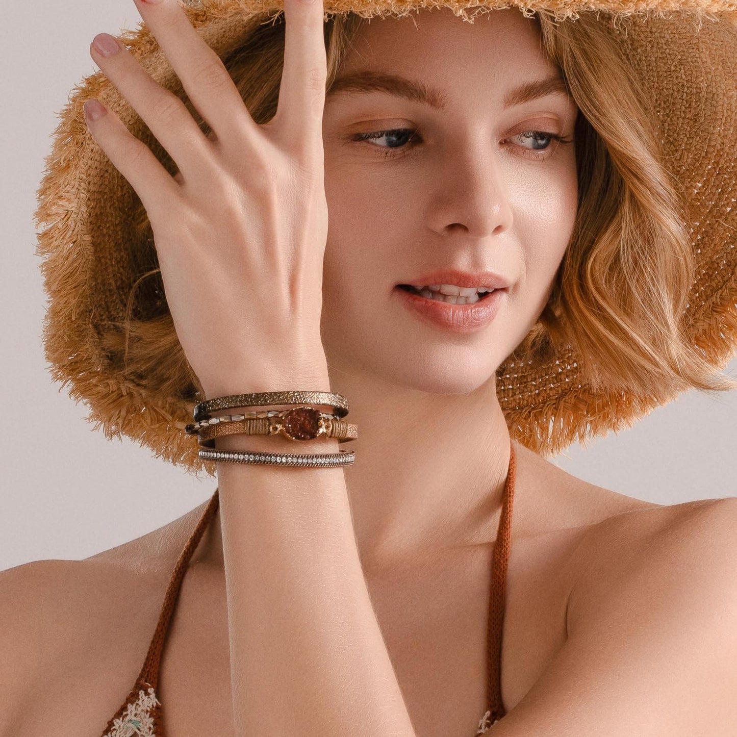 FANCY SHINY Boho Leather Wrap Bracelet Stackable Chunky Crystal Cuff Bracelets with Magnetic Clasp Cowboy Cowgirl Western Summer Beach Outfits Jewelry Gifts for Women (7.7", Brown)