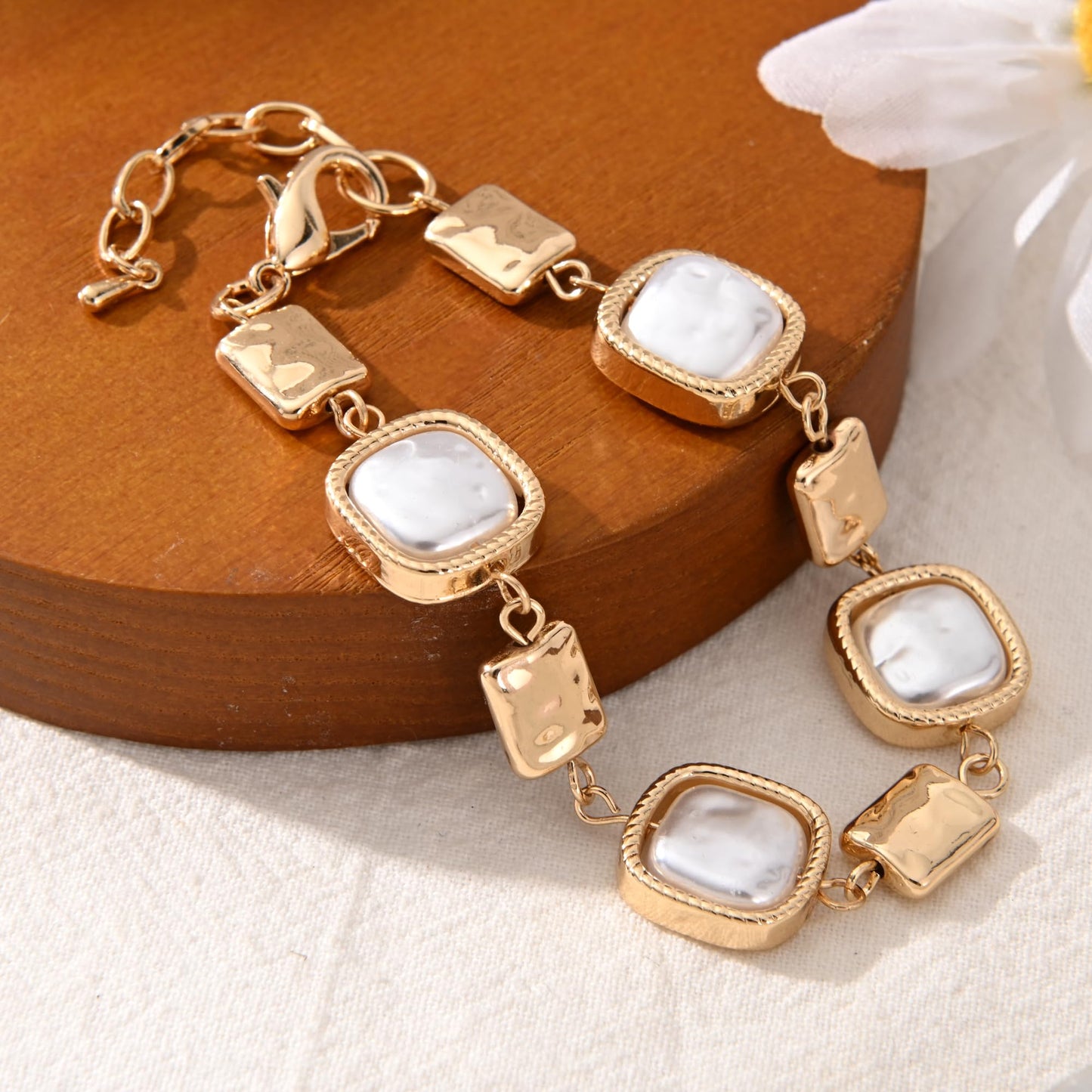 Ginyejly 14K Gold and Silver Plated Special Cain Link with Toggle Clasp Closure in Daily or Party for Women Fashion Jewelry Gifts (square&pearl)
