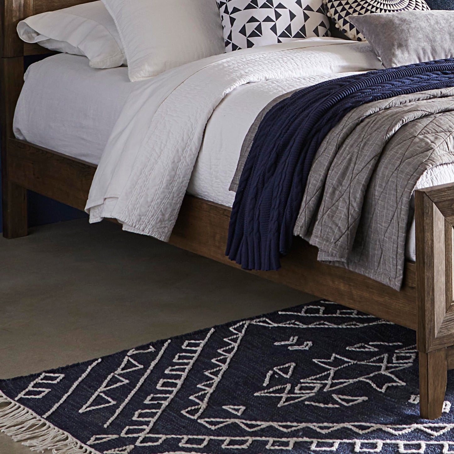 Ridgecrest Queen Panel Bed