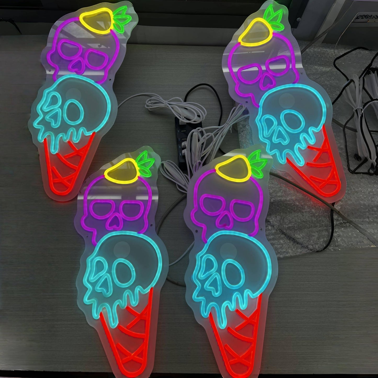 Ice Cream Skull Neon Sign, Quirky Gothic LED Wall Art,Skull Neon Light Ice Cream Neon Lighht Valentines Day Gifts Playful romance decor, Valentine's gift idea, Valentine's Day Gift for we