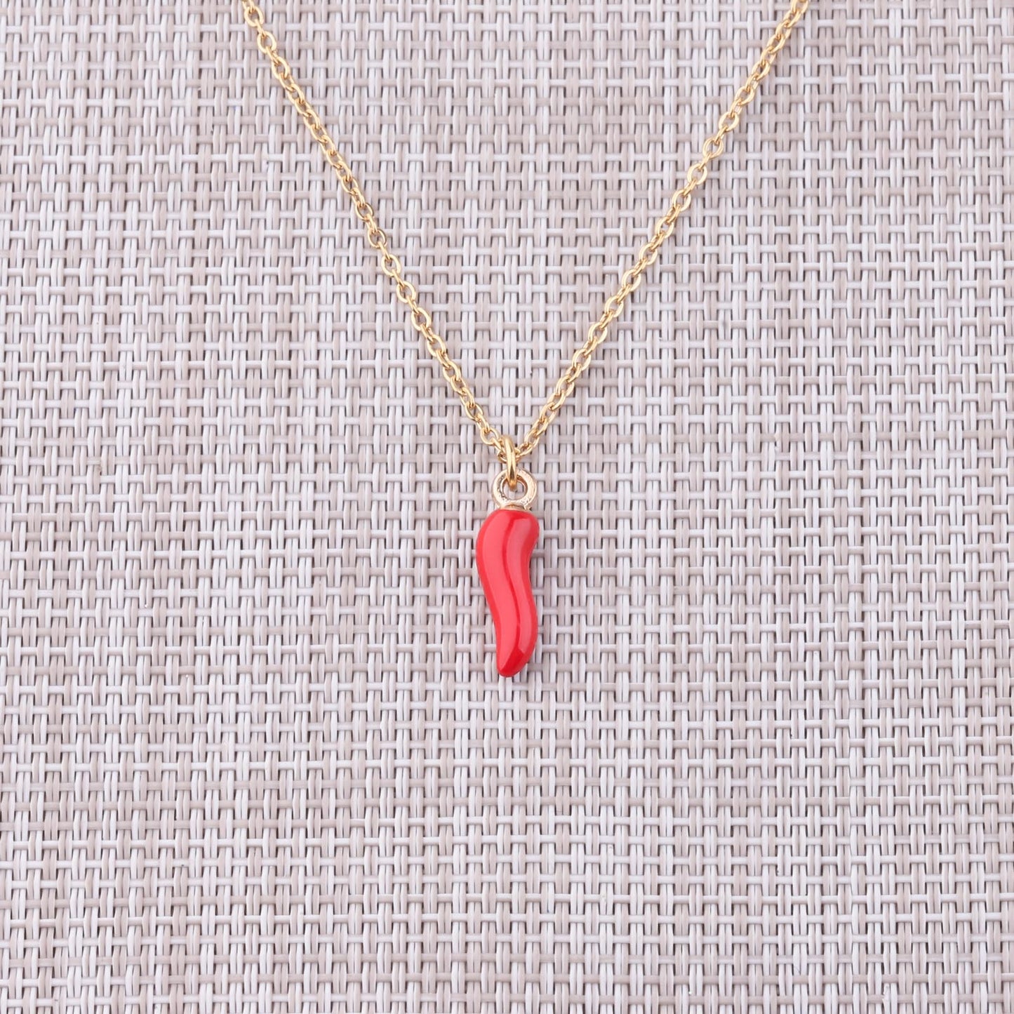 BLEOUK Italian Horns Necklace Charm Red Horns Italy Gift Italian Protection Jewelry (The ItalianHorn Card NE)