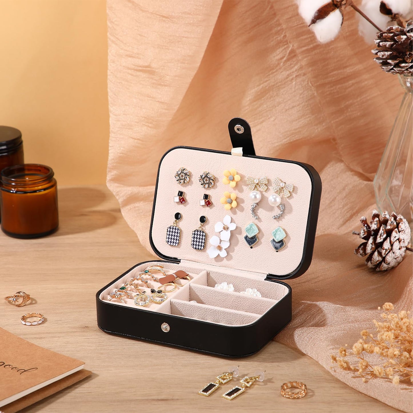 BrightRow Personalized Leather Jewelry Box Bridesmaid Gift Jewelry Organizer with Name & Birth Flower Decal Custom Travel Jewelrys Case Bachelorette Wedding Party Favors Birthday Gift for Women Girl