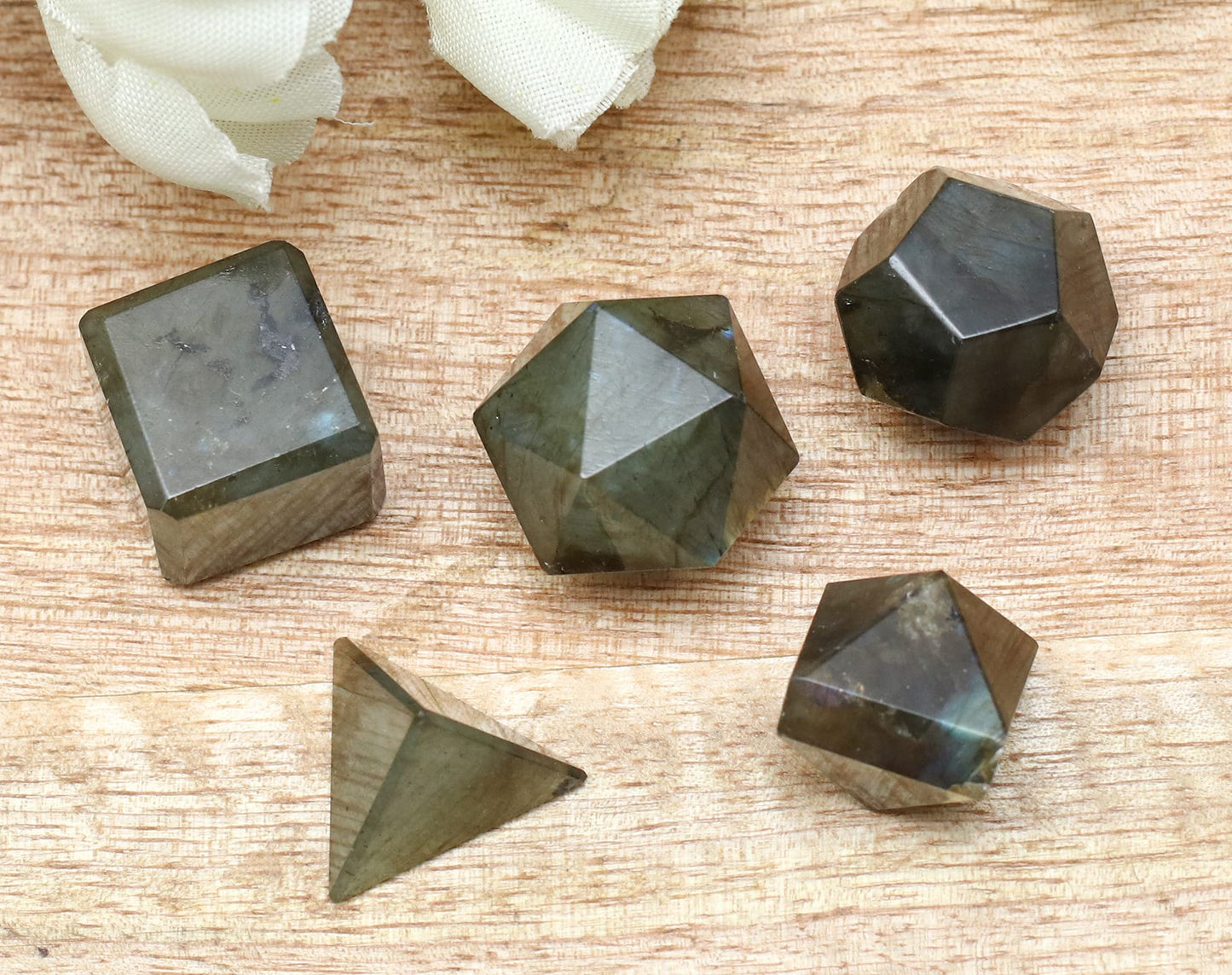 Crocon Labradorite 5Pcs Platonic Solids Crystal Geometry Set, Platonic Solids Sacred Geometric Stones for Meditation Reiki Balancing Healing Chakra Stone Cleansing Spiritual Good Luck (1520mm)