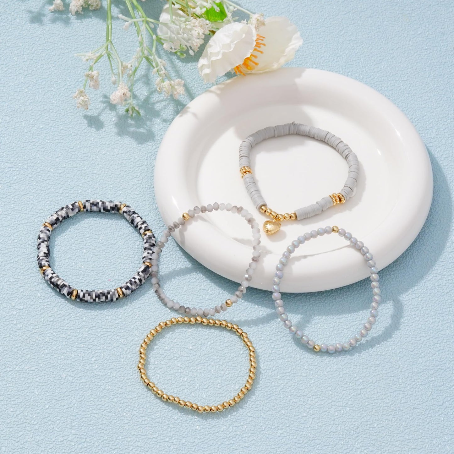 RISHEGAE Heishi Beaded Stretch Bracelets for Women Stackable Gold Polymer Clay Beads Bracelet Friendship Boho Summer Beach Bracelets Jewelry Set (E-Gray Heart)