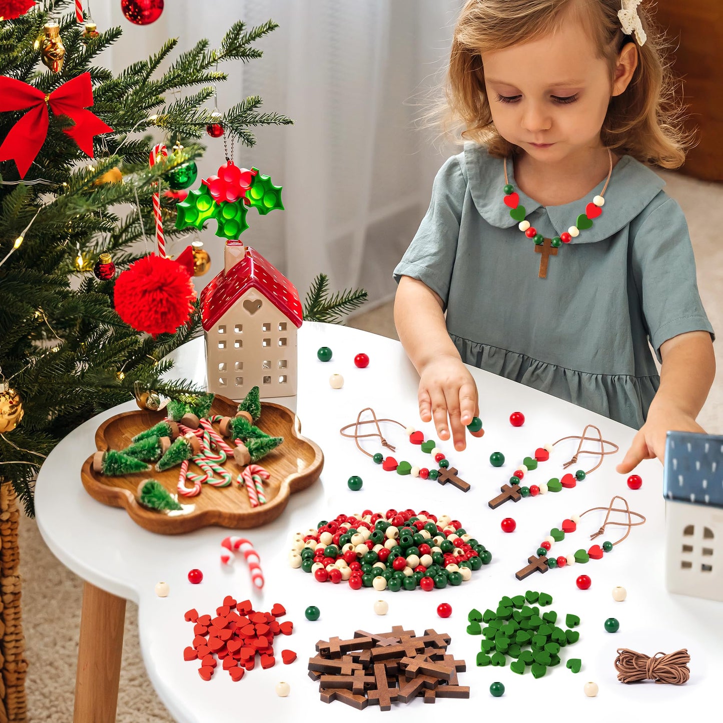 BeYumi Wooden Cross Necklace Craft - 24Pcs Christmas Wooden Cross Beads Necklace Craft Kit for Kids DIY Xmas Gift Christian Nativity Religious Jesus Decor Sunday School Classroom Party Fun Activities