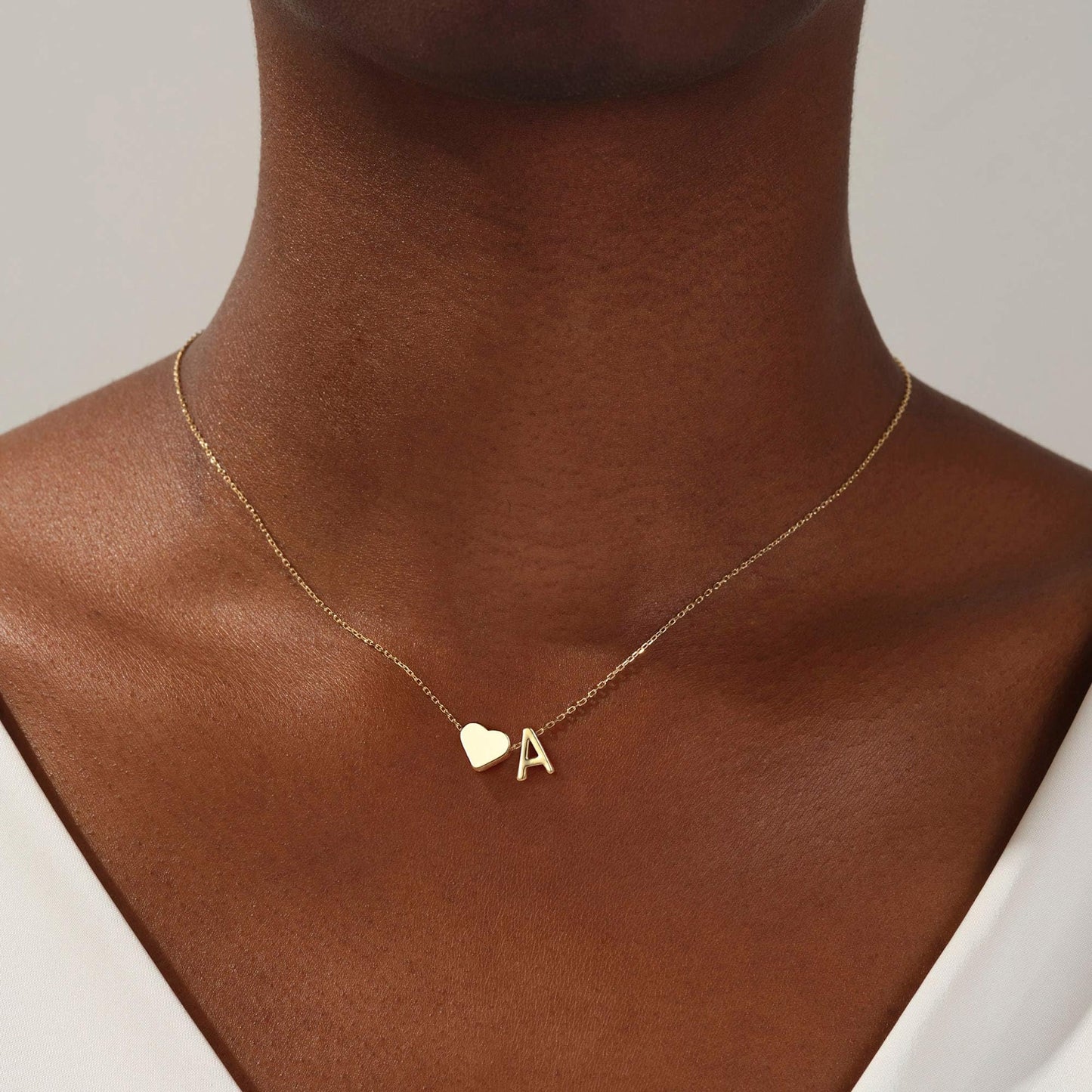 Turandoss Initial Necklaces for Women Trendy, 18K-Gold-Plated Tiny Heart Initial R Necklace Dainty Heart Necklaces Tiny Personalized Monogram Name Necklace for Women Jewelry