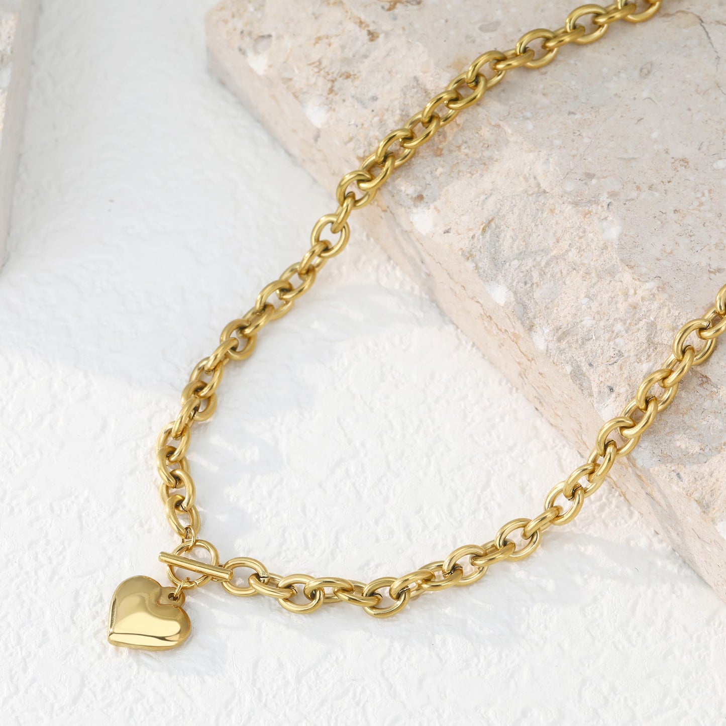 BONJOULRY Chunky Gold Heart Necklace for Women, 18K Waterproof Heart Necklace Statement Necklace Gold Charm Necklace Chunky Jewelry Valentine's Day Gift for Women (OT Chunky Chain Heart)