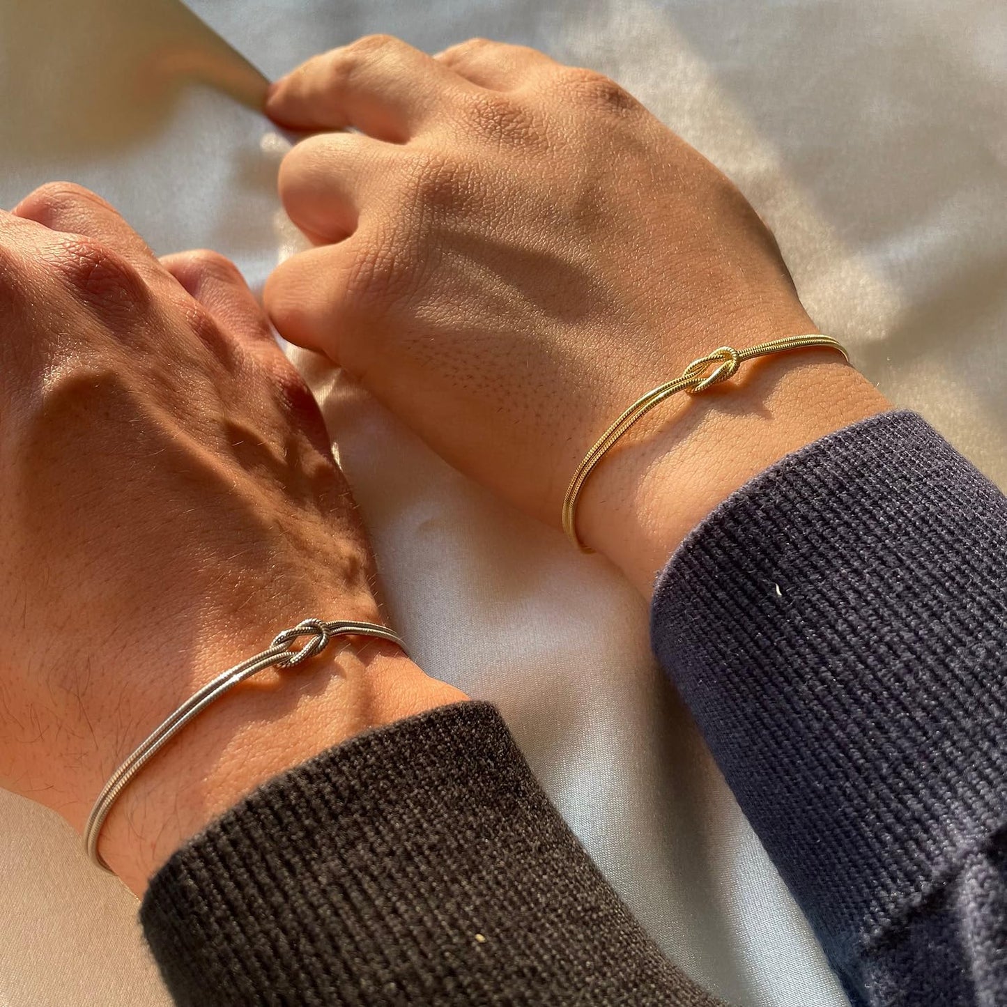 GRCLD Matching Bracelets for Couples Love Knot Bracelet Pinky Promise Soulmate Relationship Friendship Bracelets Forever Infinity Jewelry Gifts for Women Teen Her Him (SOUL-G+S)