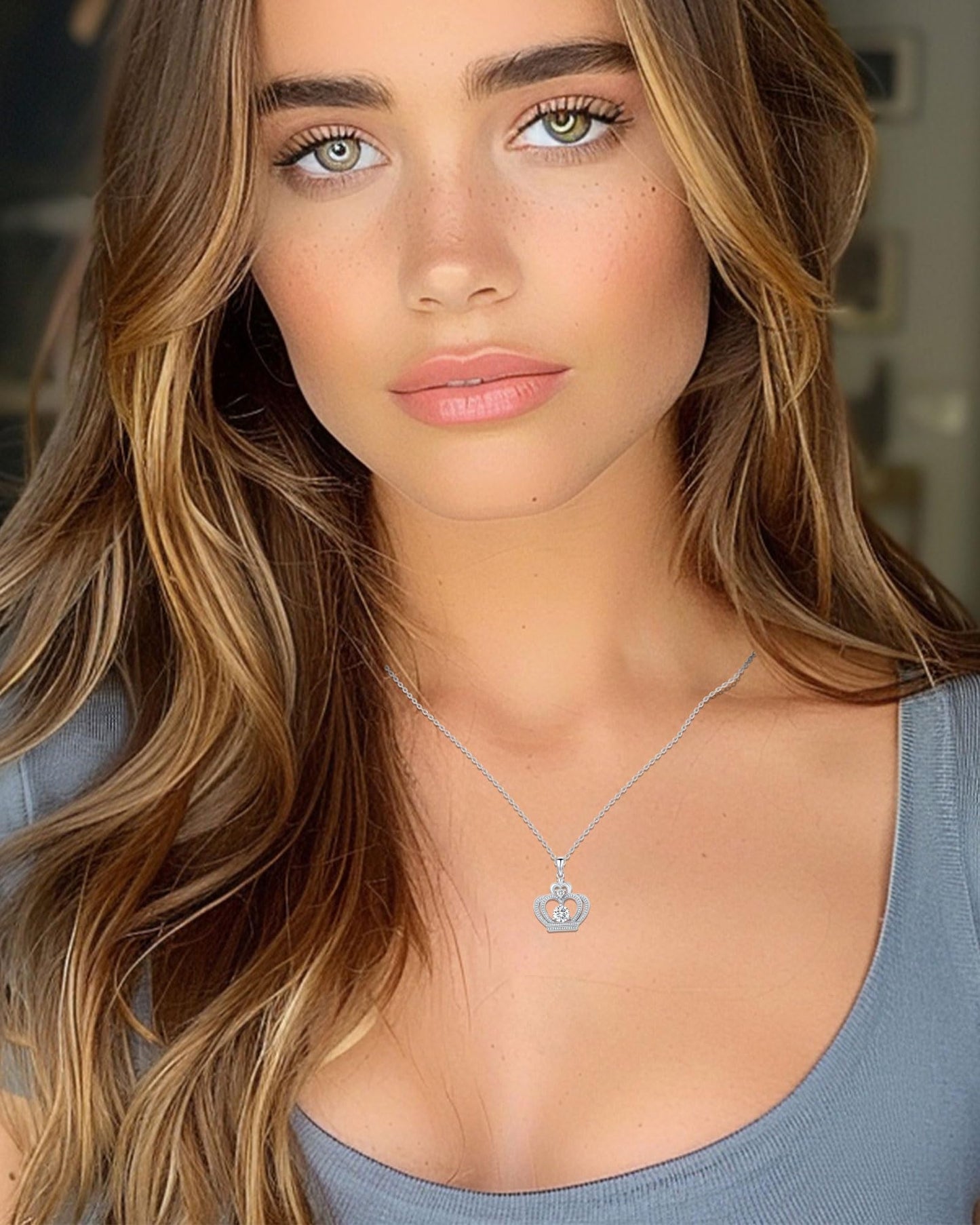 2 Carat Moissanite Necklace 925 Sterling Silver Jewelry AAAAA Cubic Zirconia Crown Pendant Necklace Best Gifts for Mom Women Girlfriend Grandma Friend Lover Her Wedding Birthday Anniversary Daily
