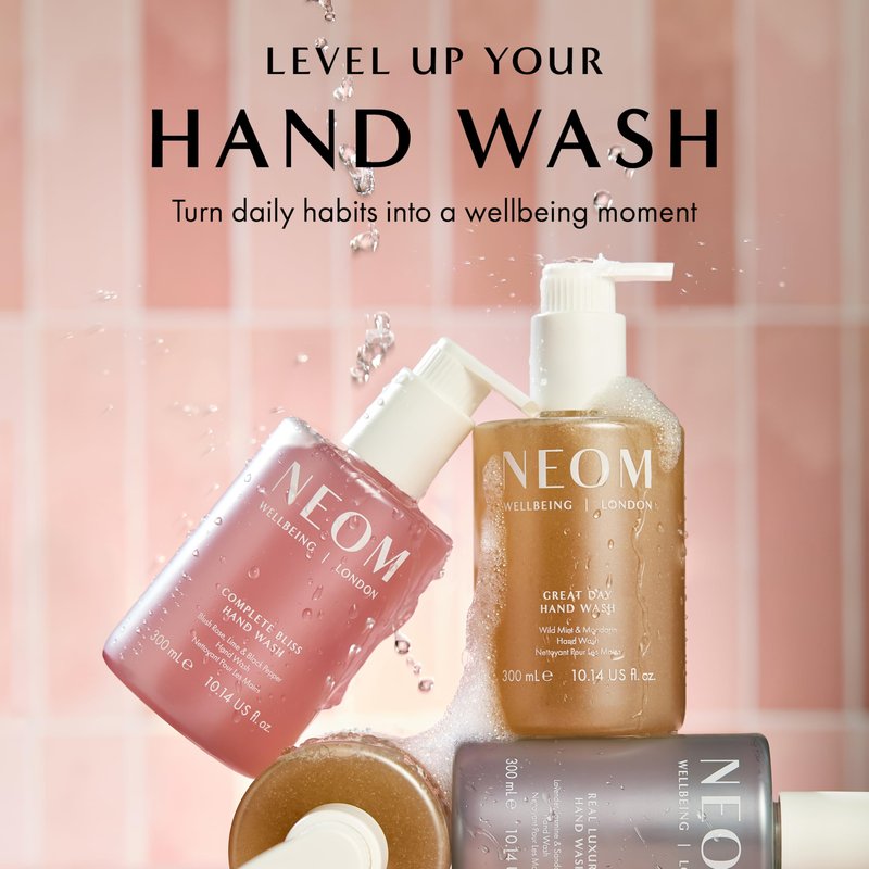 Neom Complete Bliss Hand Wash, 300ml | Blush Rose, Lime & Black Pepper I Natural colour derived from gardenia fruit I 100% Recyclable Bottle I Refillable