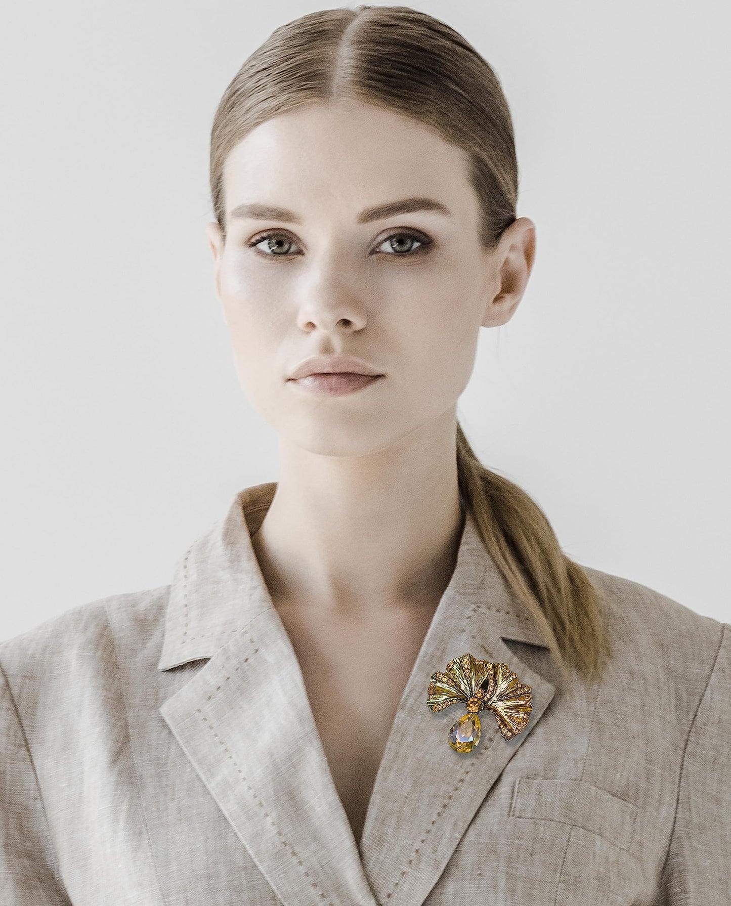 SinglinArt Brooches for Women Gold Vintage Broach Rhinestone Crystal Jewelry