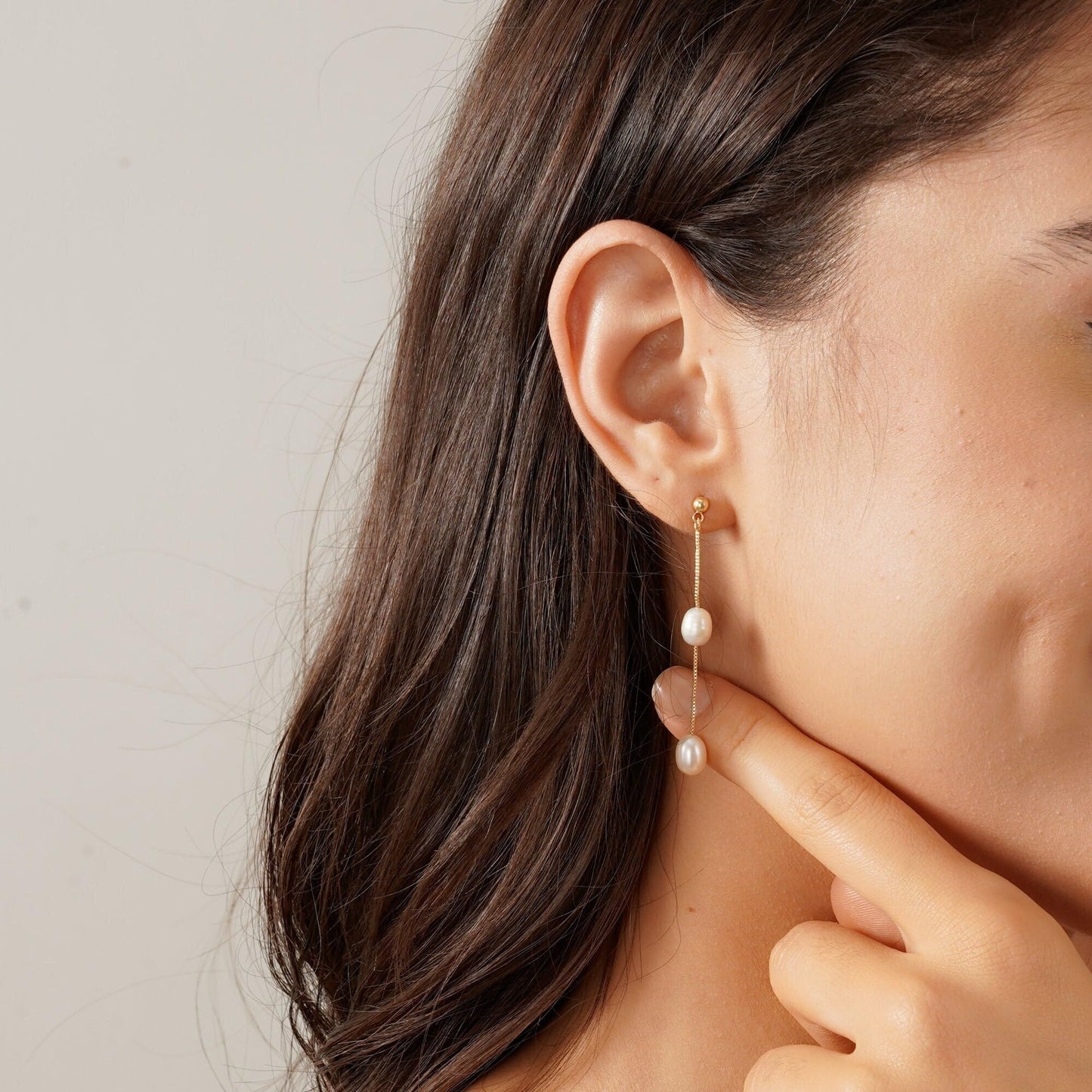 SELFROSE Gold Earrings for Women,Dainty Pearl Earrings 14k Gold Plated Wedding Dangle Earring for Women Trendy