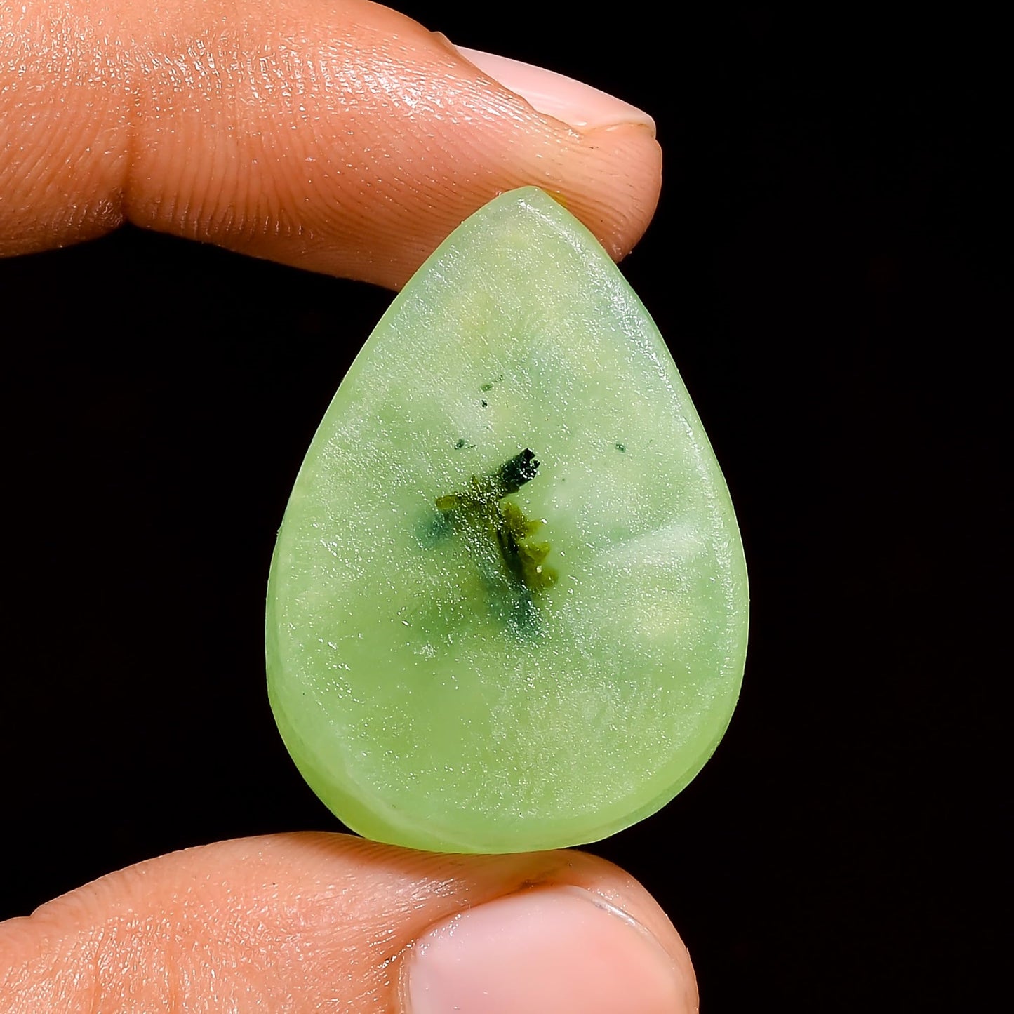 Amazing Gemstone Prehnite Druzy Raw Crystals and Healing Minerals Stones, Natural Rocks for Wire Wrapping, Tumbling and DIY Raw Stones and Home Décor Crystals (1Piece)